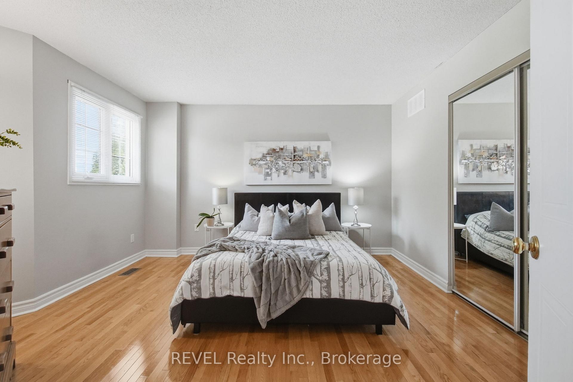 Photo 27 of 29 Stratton Crescent, Whitby, Rolling Acres — HOMEH