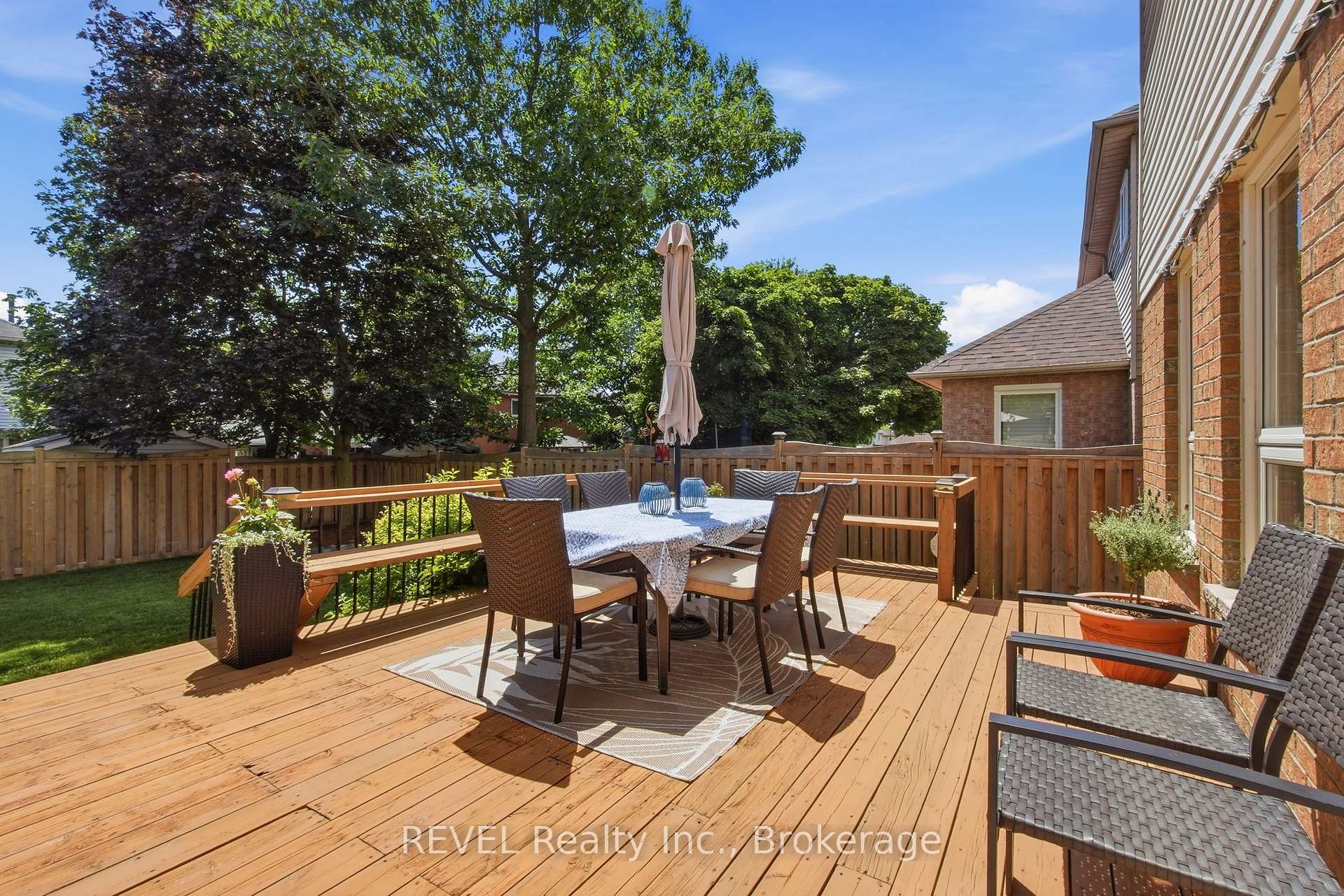 Photo 37 of 29 Stratton Crescent, Whitby, Rolling Acres — HOMEH