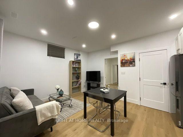 Photo 23 of Unit Unit # 1, 674 Manning Avenue, Toronto, The Annex — HOMEH