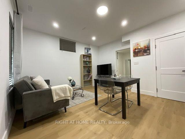 Photo 24 of Unit Unit # 1, 674 Manning Avenue, Toronto, The Annex — HOMEH