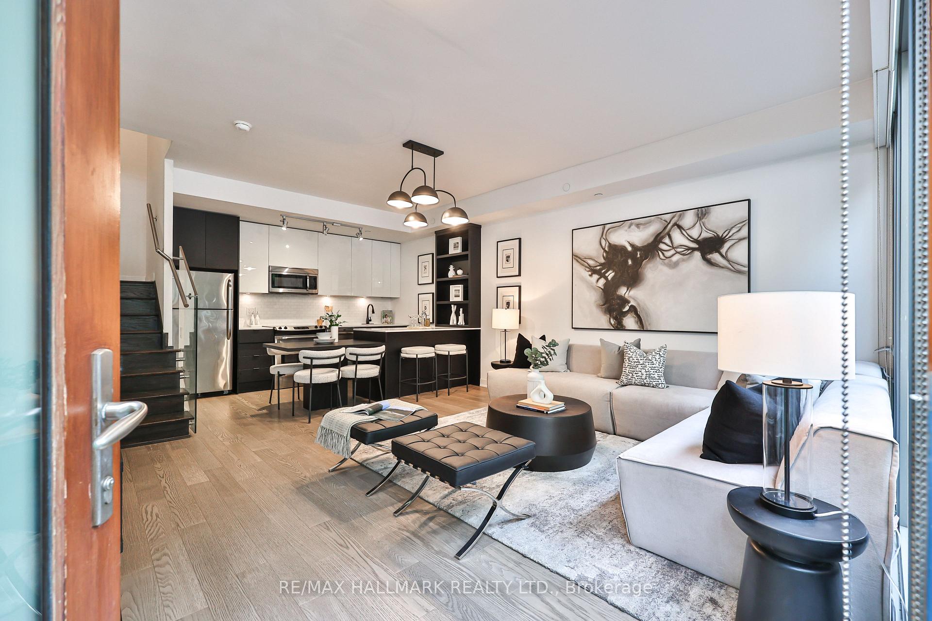 Photo 2 of Unit TH-103, 1815 Yonge Street, Toronto, Mount Pleasant West — HOMEH