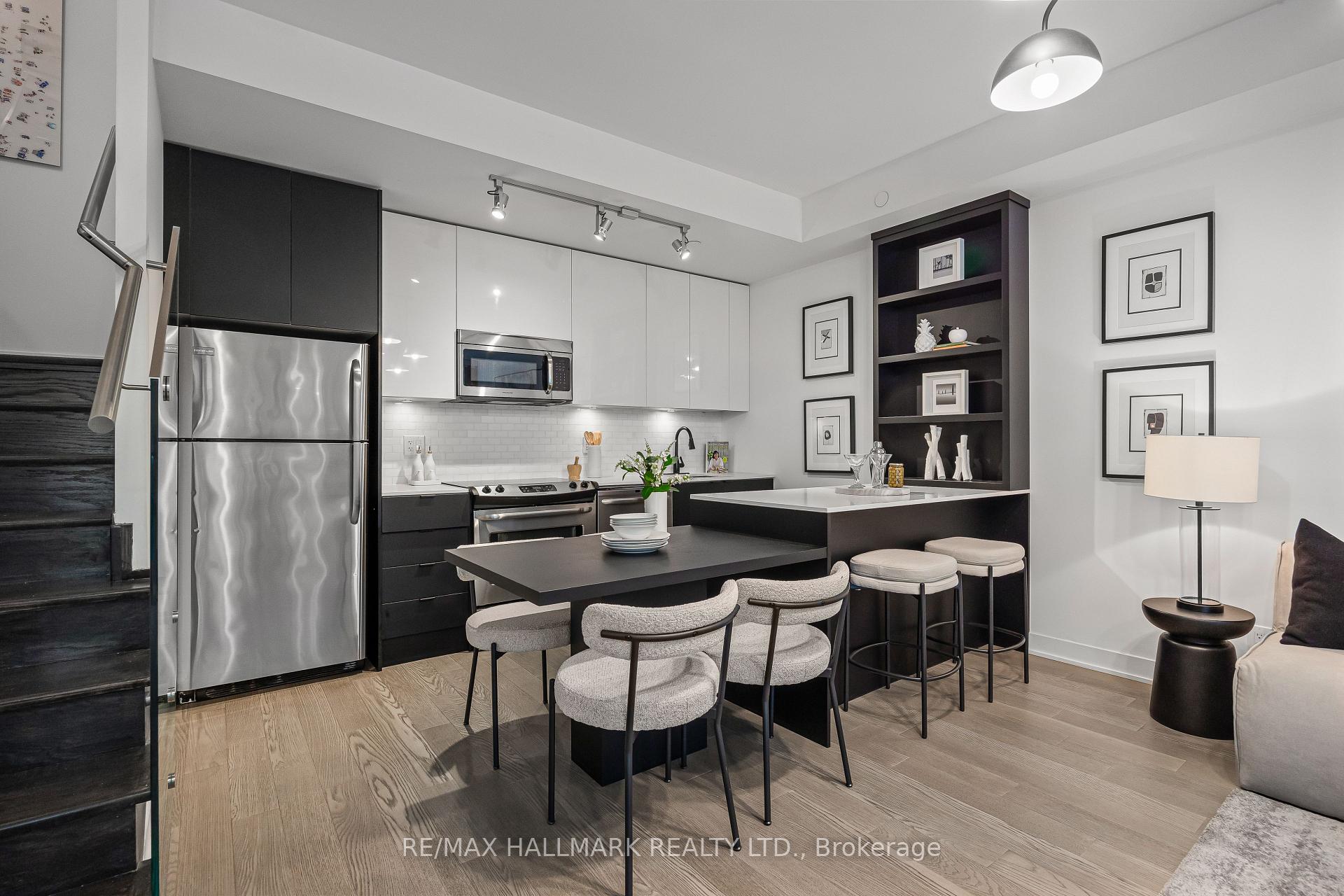 Photo 8 of Unit TH-103, 1815 Yonge Street, Toronto, Mount Pleasant West — HOMEH