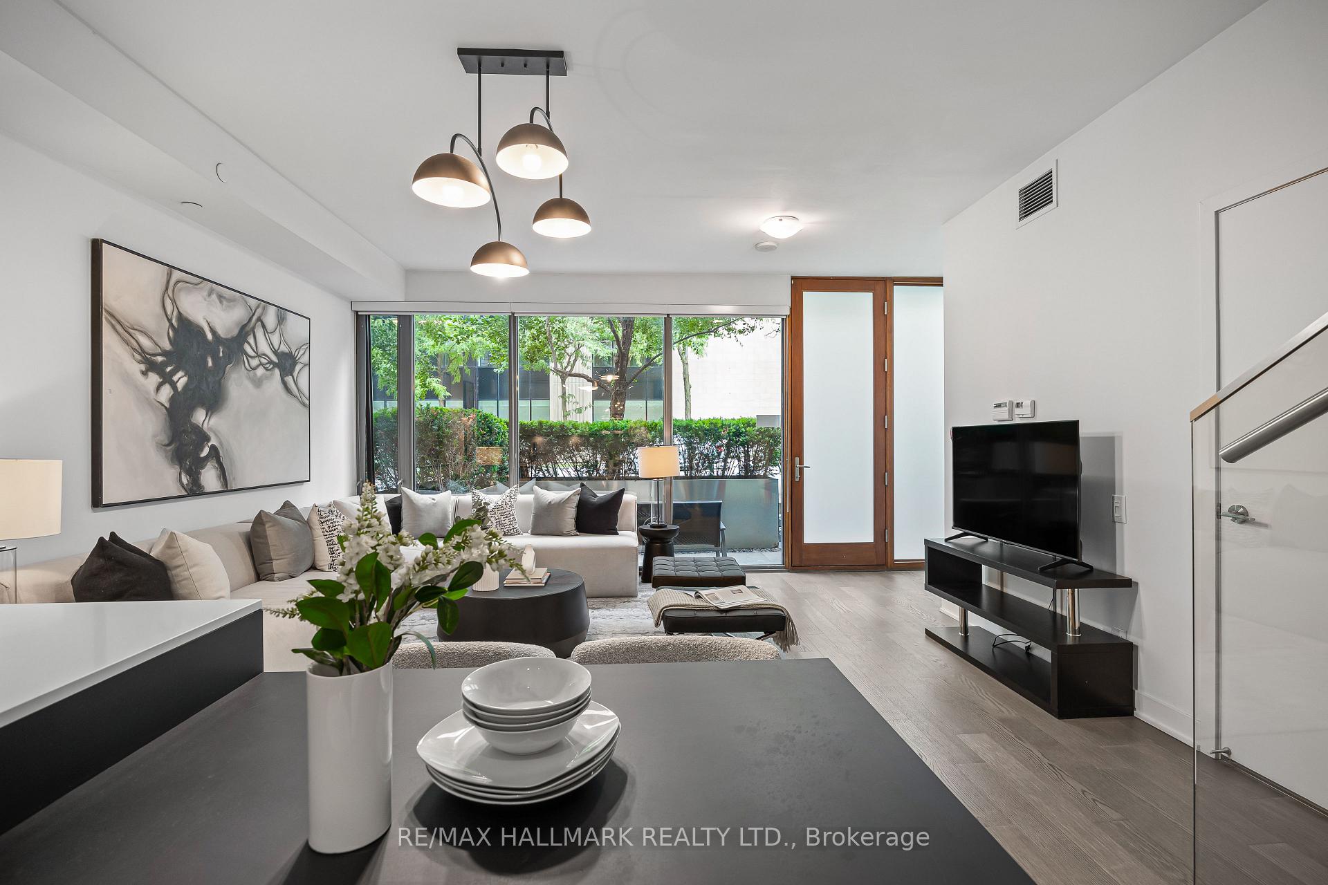 Photo 11 of Unit TH-103, 1815 Yonge Street, Toronto, Mount Pleasant West — HOMEH