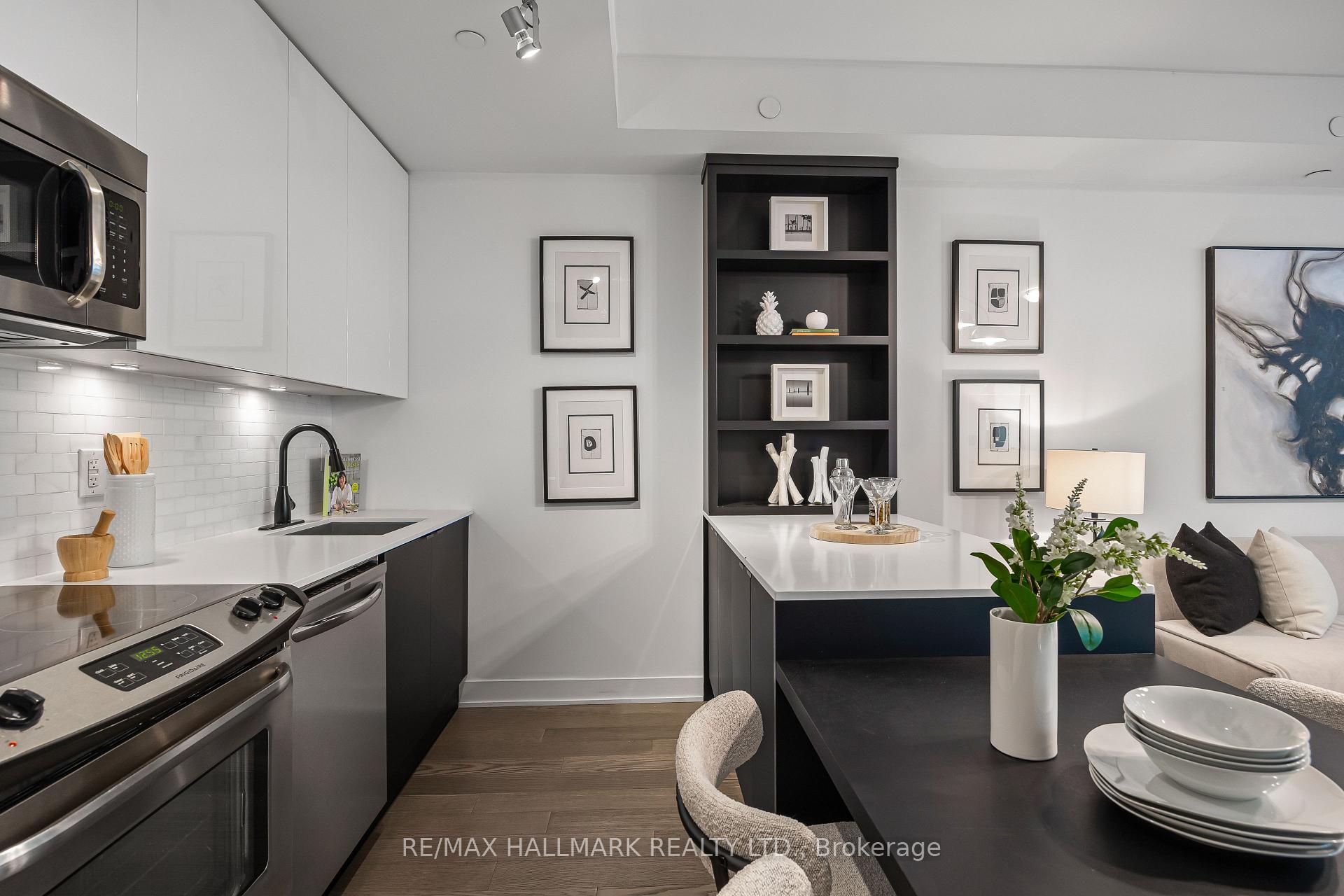 Photo 12 of Unit TH-103, 1815 Yonge Street, Toronto, Mount Pleasant West — HOMEH