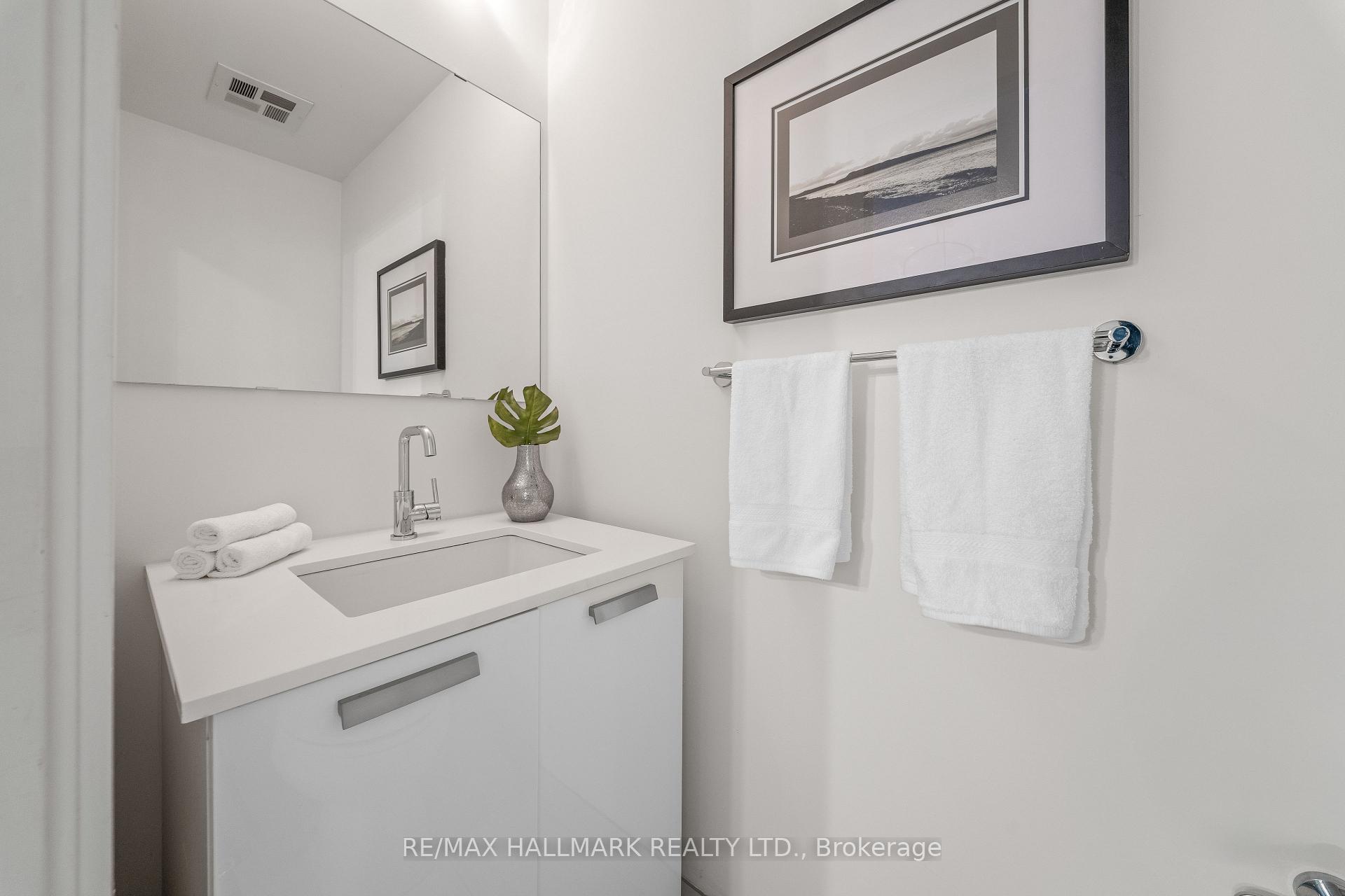Photo 24 of Unit TH-103, 1815 Yonge Street, Toronto, Mount Pleasant West — HOMEH