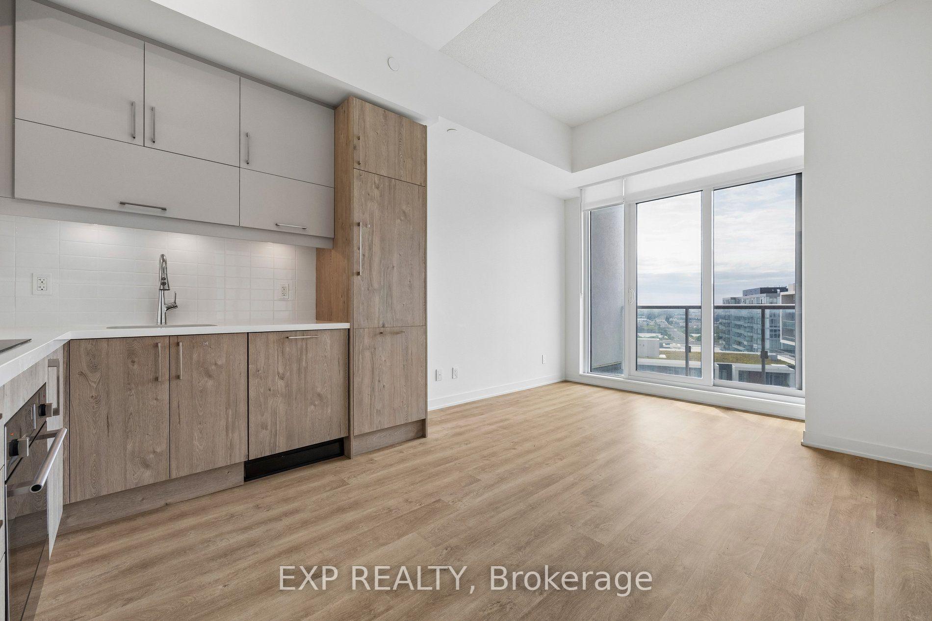 Photo 12 of 292 Verdale Crossing, Markham, Unionville — HOMEH
