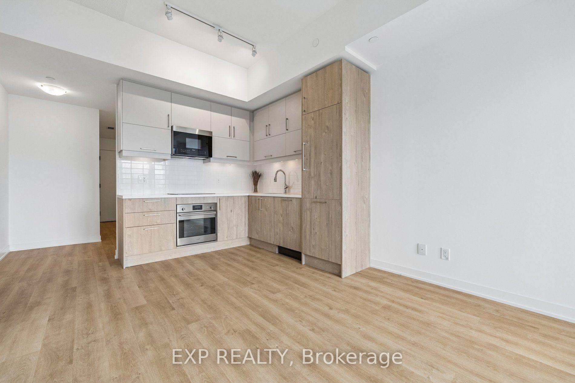 Photo 19 of 292 Verdale Crossing, Markham, Unionville — HOMEH