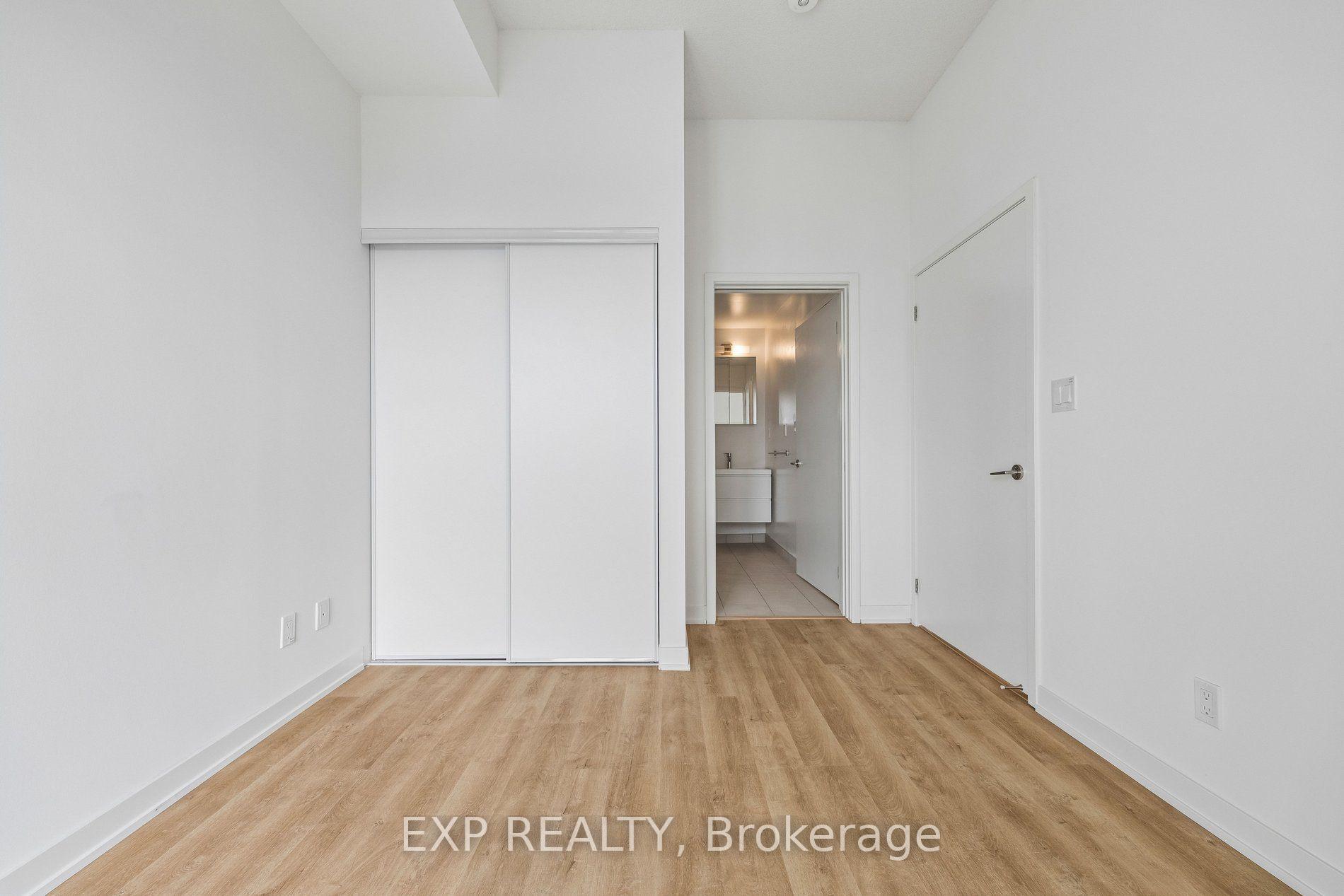 Photo 22 of 292 Verdale Crossing, Markham, Unionville — HOMEH