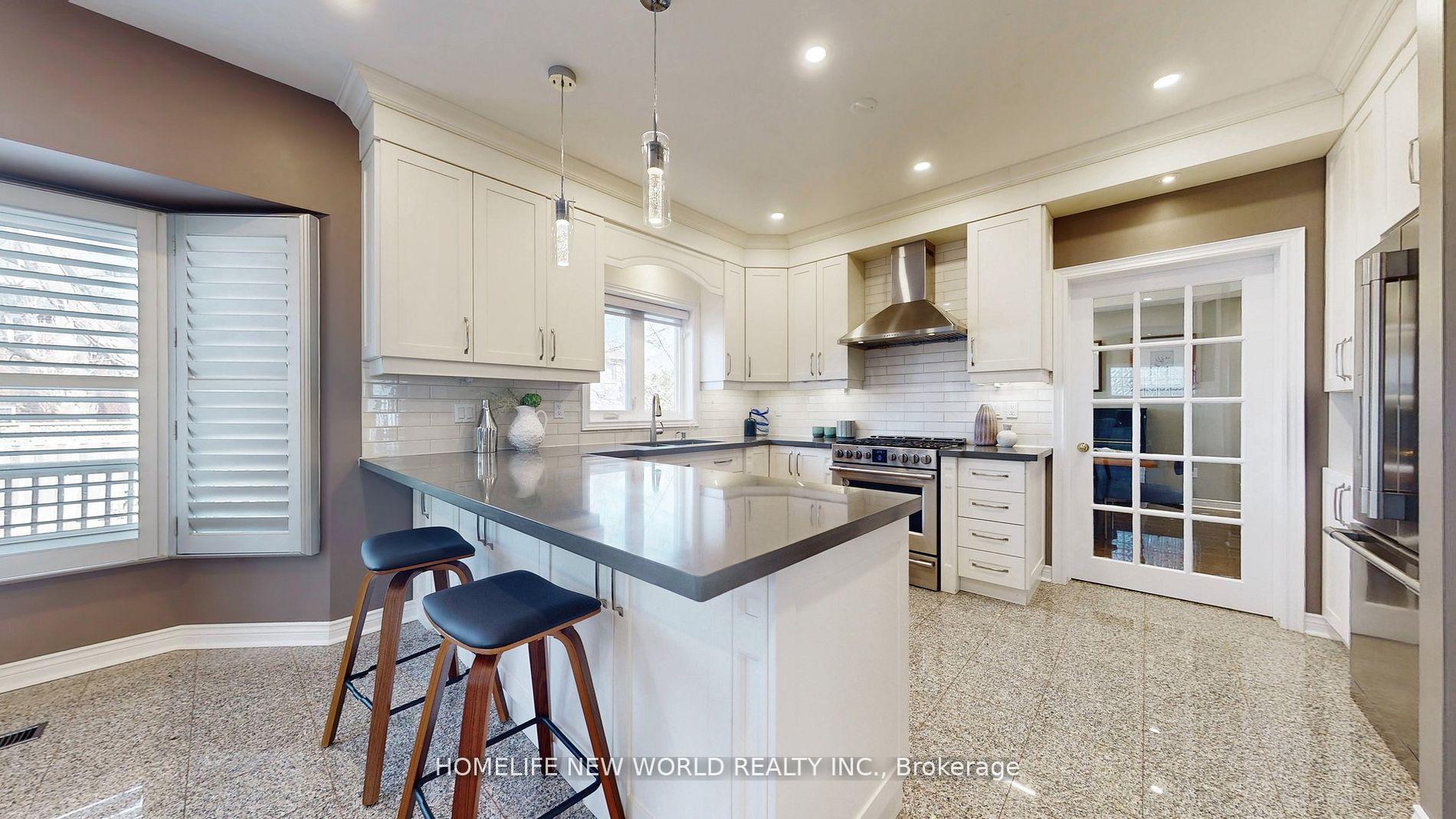 Photo 13 of 115 Golden Tulip Crescent, Markham, Cachet — HOMEH