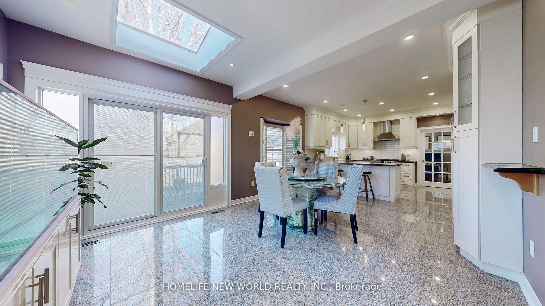Photo 15 of 115 Golden Tulip Crescent, Markham, Cachet — HOMEH