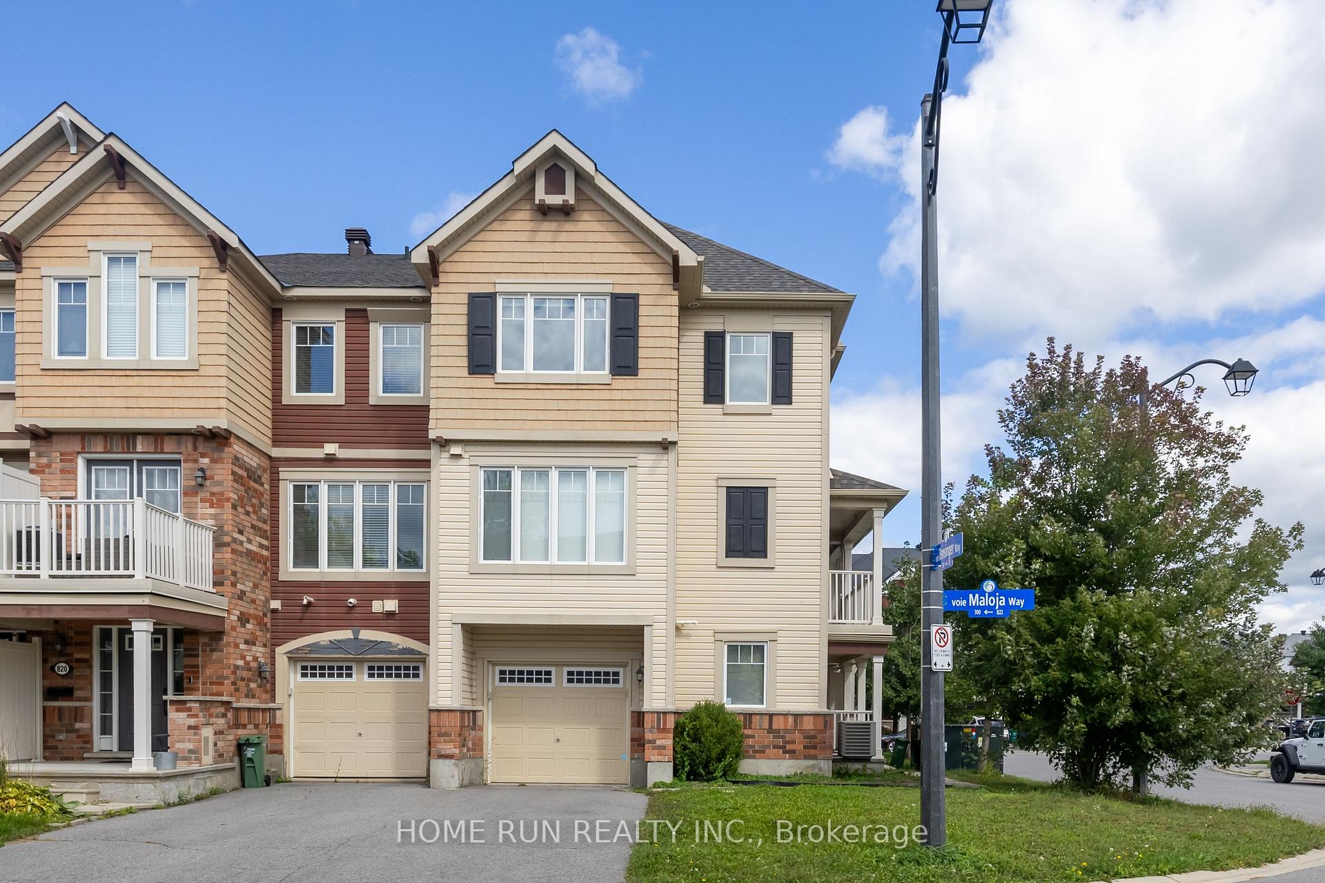 Photo 2 of 822 Maloja Way, Ottawa, Stittsville (North) — HOMEH