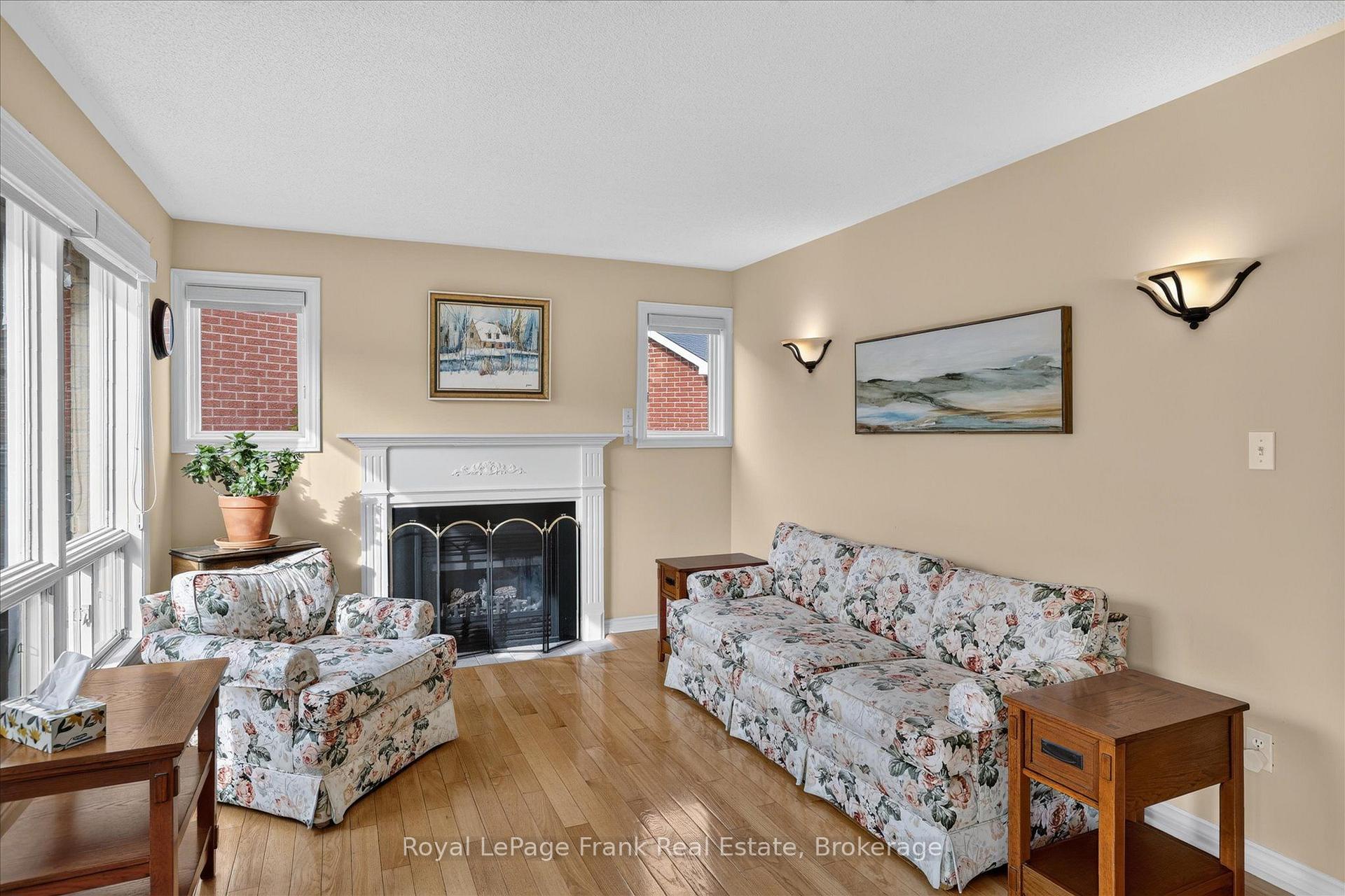 Photo 14 of 1544 Glenforest Crescent, Peterborough, Monaghan Ward 2 — HOMEH