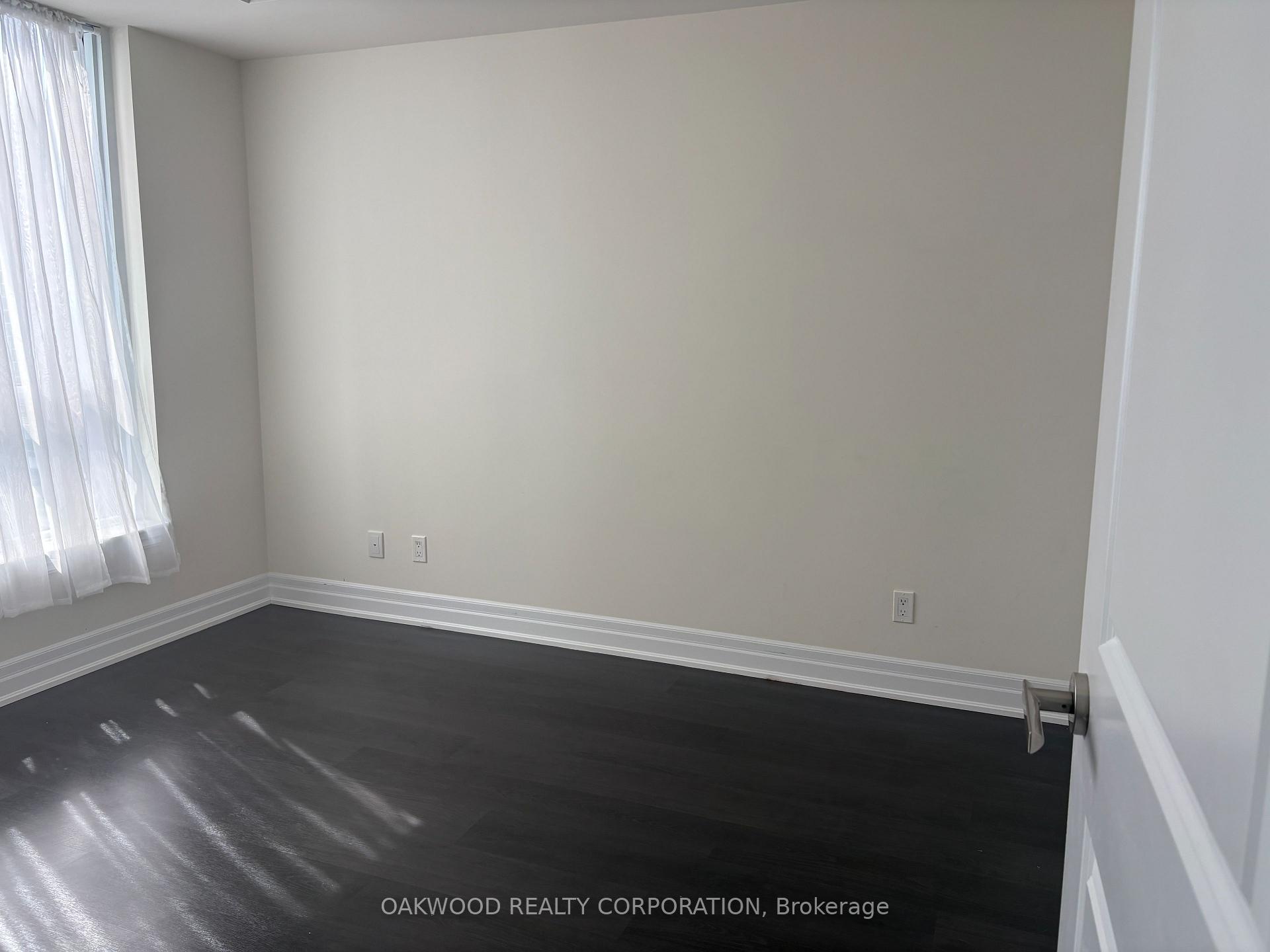 Photo 14 of Unit 1405, 9085 Jane Street, Vaughan, Concord — HOMEH