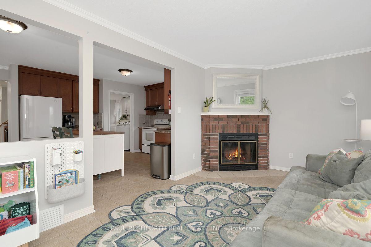 Photo 18 of 34 Brenda Crescent, Ottawa, South Keys — HOMEH