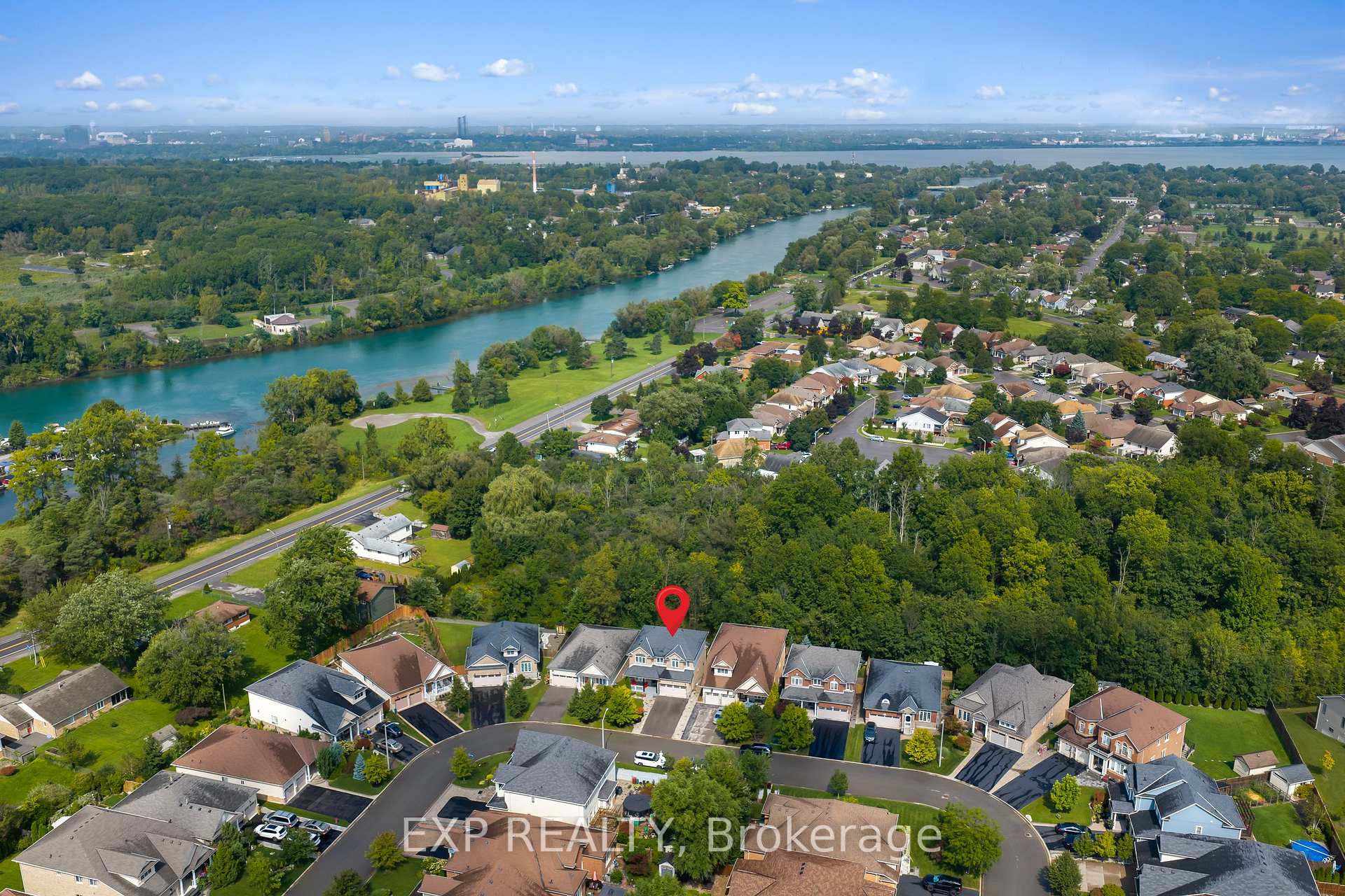 Photo 9 of 8876 Tristar Crescent, Niagara Falls, Lyons Creek — HOMEH