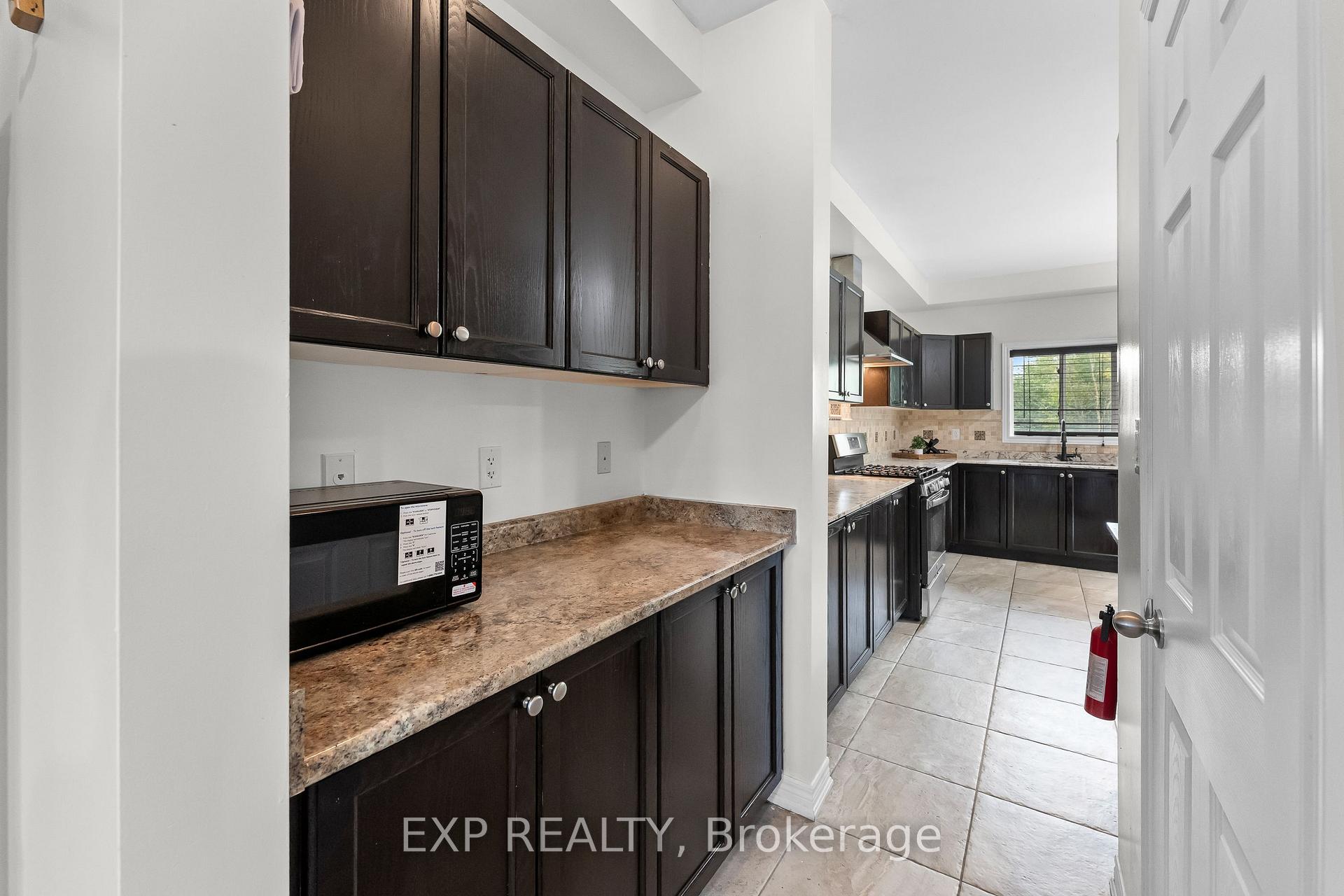 Photo 12 of 8876 Tristar Crescent, Niagara Falls, Lyons Creek — HOMEH