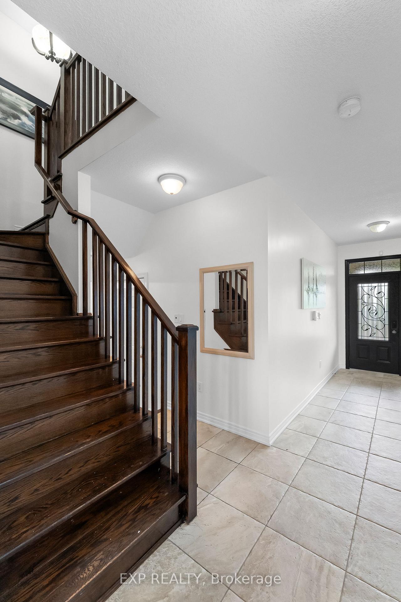 Photo 24 of 8876 Tristar Crescent, Niagara Falls, Lyons Creek — HOMEH