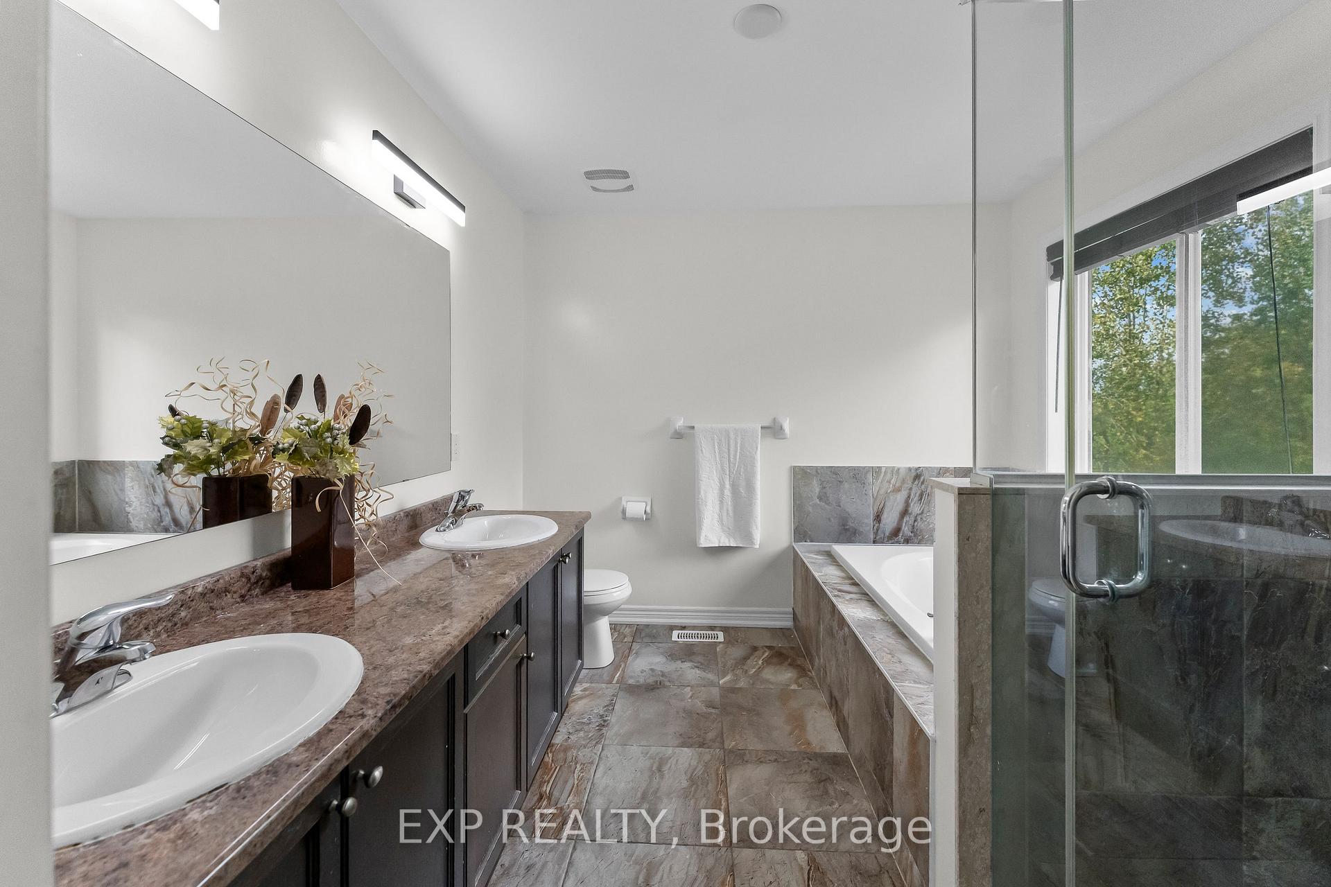 Photo 26 of 8876 Tristar Crescent, Niagara Falls, Lyons Creek — HOMEH