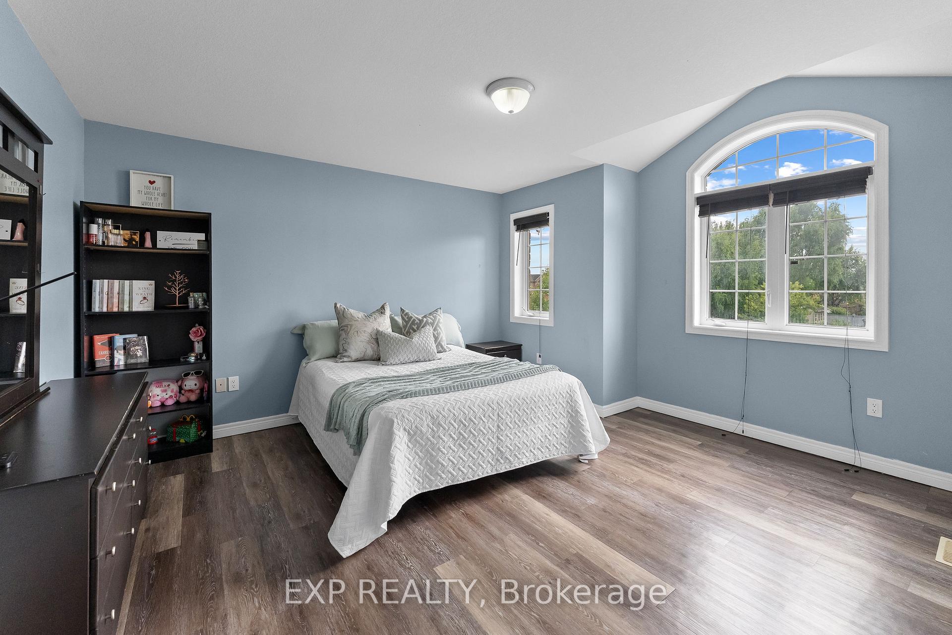 Photo 32 of 8876 Tristar Crescent, Niagara Falls, Lyons Creek — HOMEH