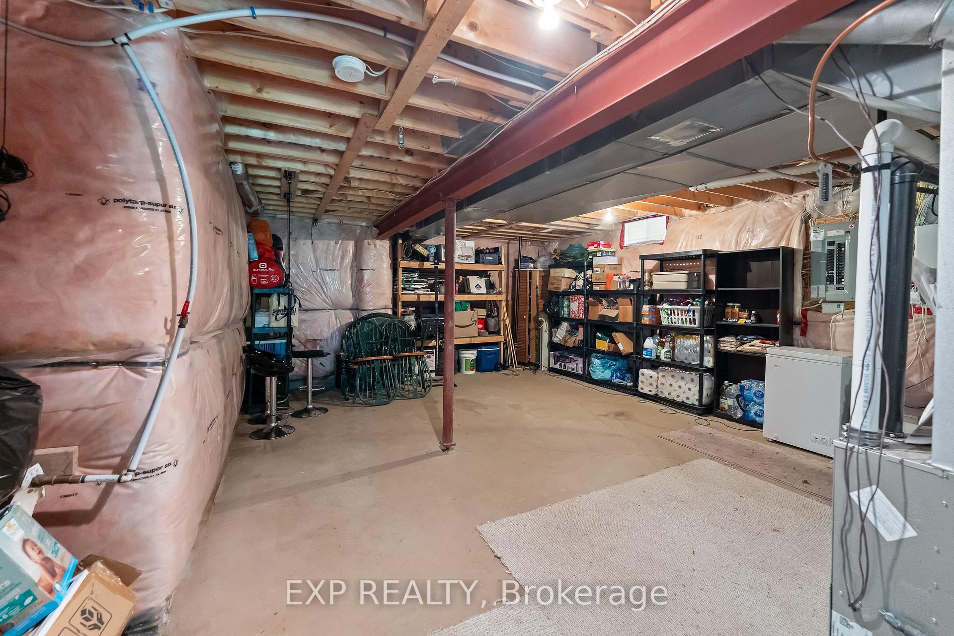 Photo 35 of 8876 Tristar Crescent, Niagara Falls, Lyons Creek — HOMEH