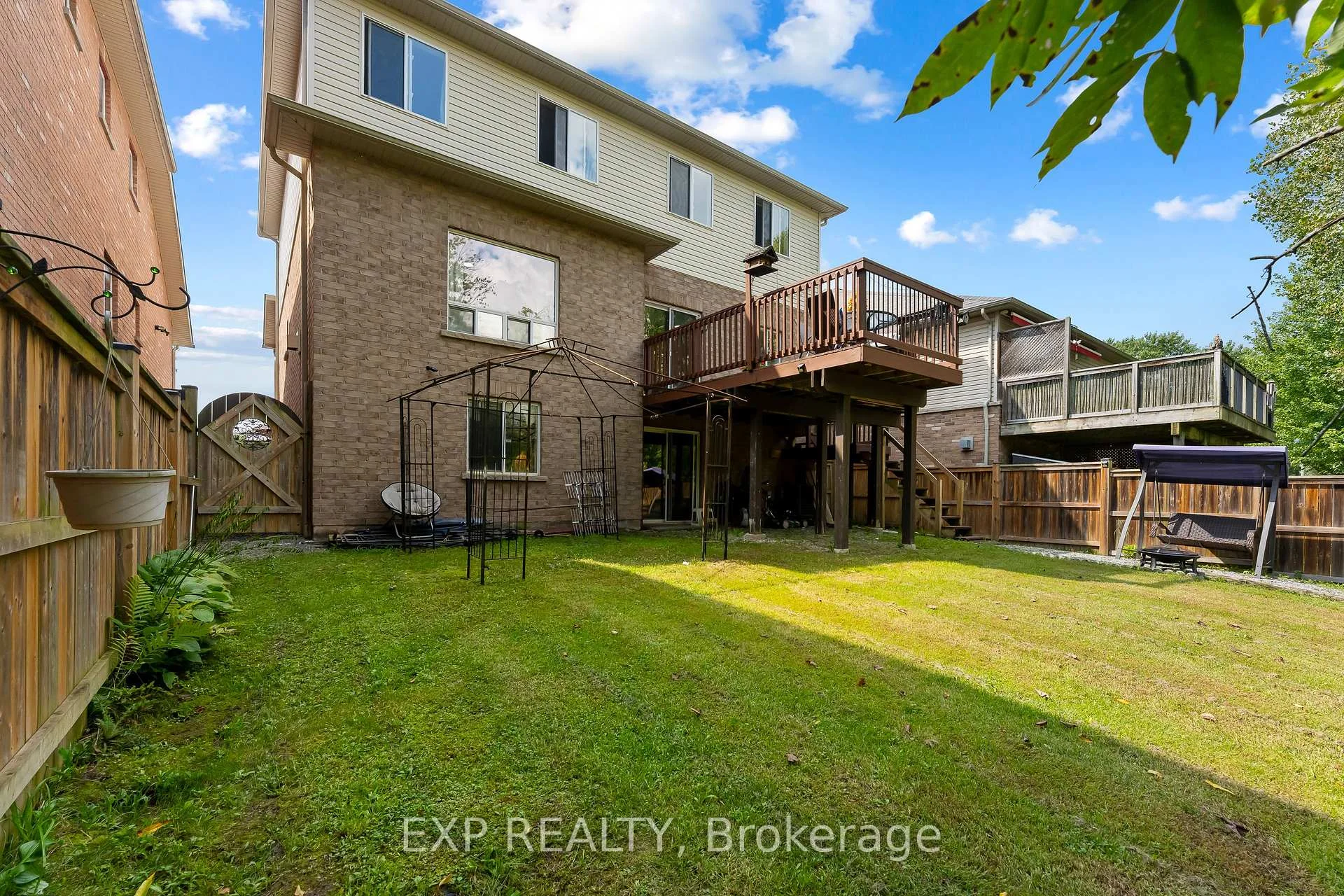 Photo 42 of 8876 Tristar Crescent, Niagara Falls, Lyons Creek — HOMEH