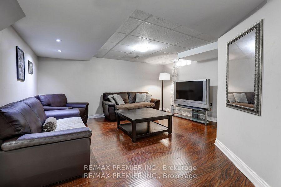 Photo 5 of Unit Lower, 27 Giovanni Way, Vaughan, Sonoma Heights — HOMEH