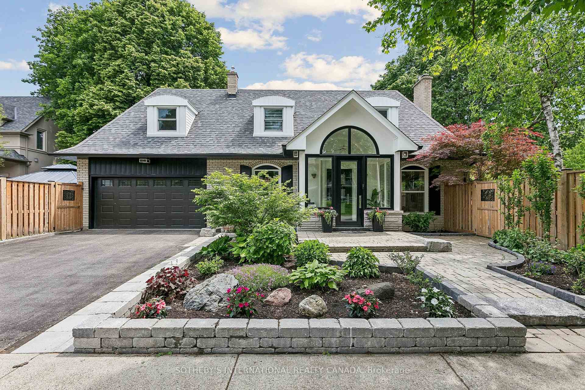 Photo 1 of 35 Shadwick Drive, Etobicoke, Willowridge-Martingrove-Richview — HOMEH