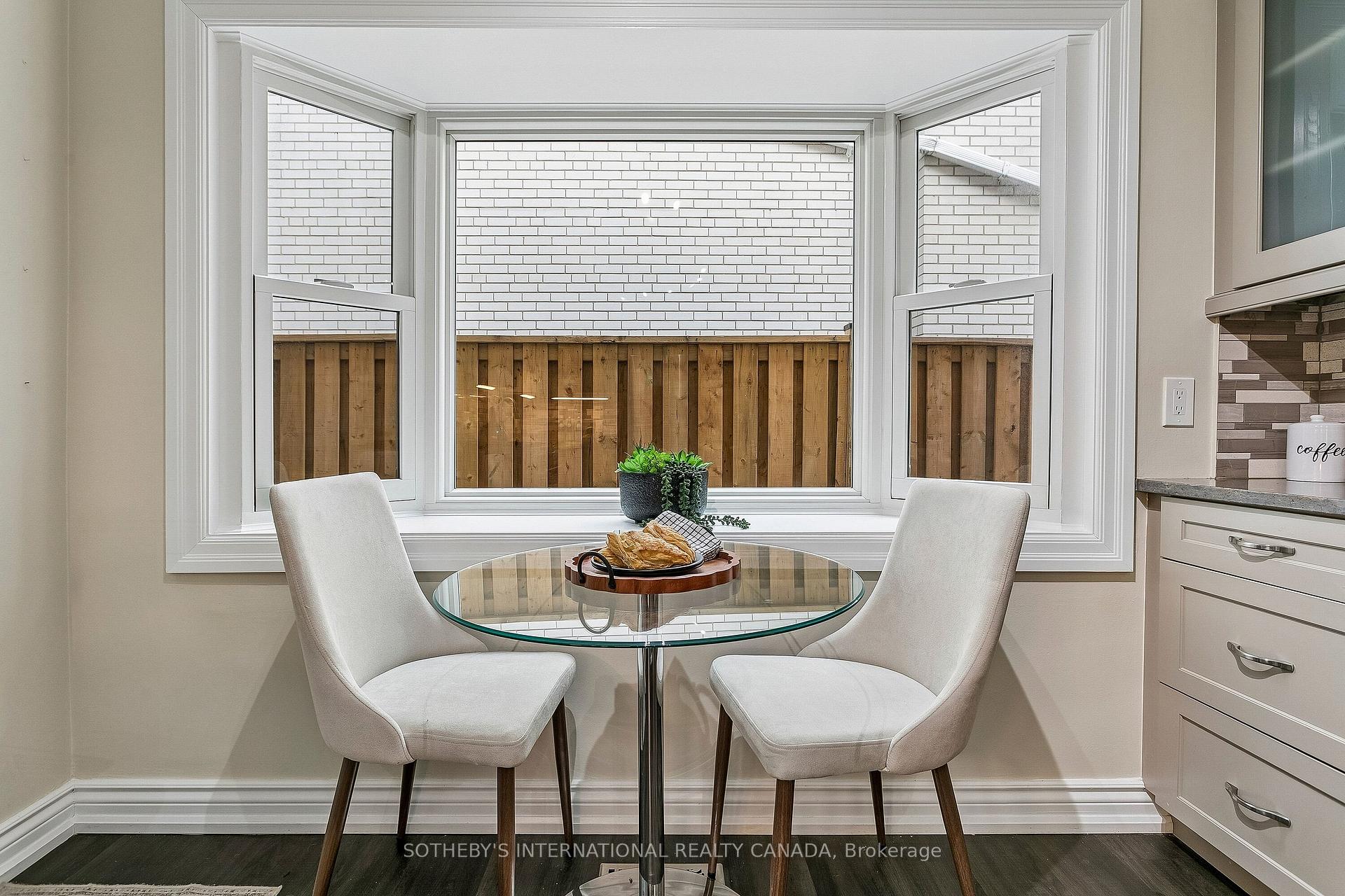 Photo 20 of 35 Shadwick Drive, Etobicoke, Willowridge-Martingrove-Richview — HOMEH