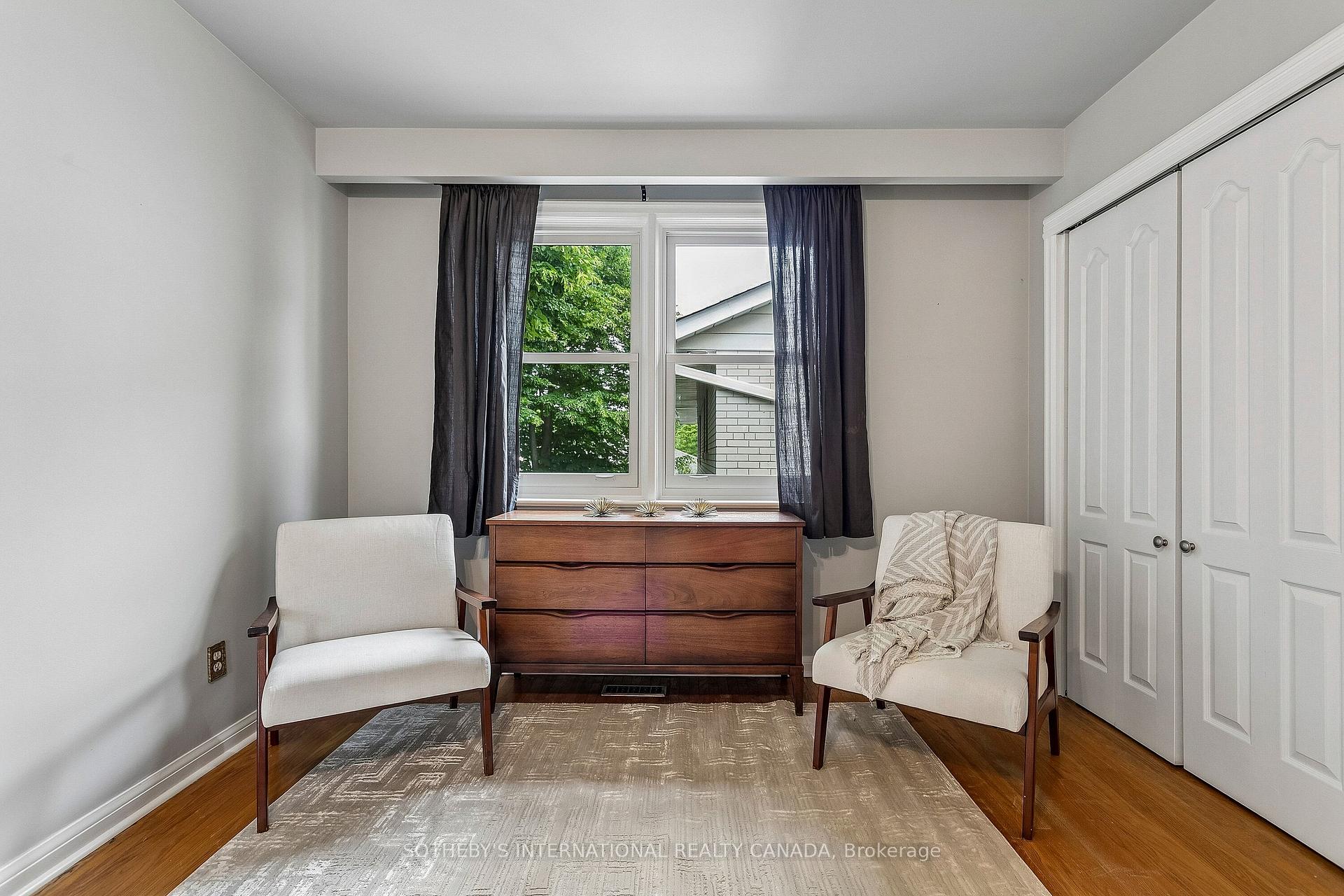 Photo 24 of 35 Shadwick Drive, Etobicoke, Willowridge-Martingrove-Richview — HOMEH