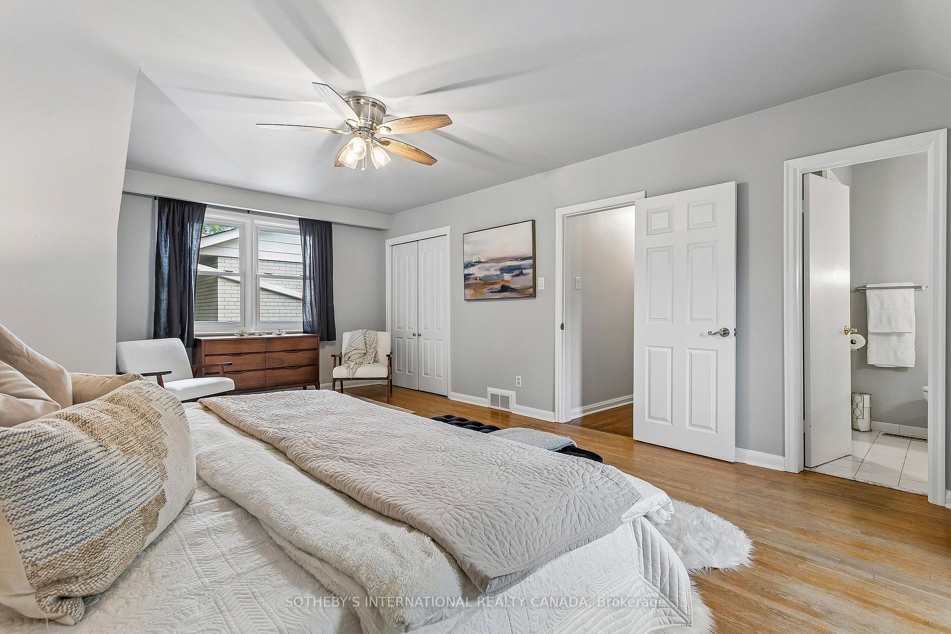 Photo 25 of 35 Shadwick Drive, Etobicoke, Willowridge-Martingrove-Richview — HOMEH