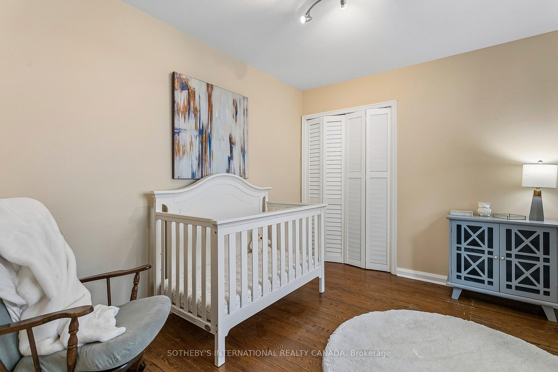 Photo 33 of 35 Shadwick Drive, Etobicoke, Willowridge-Martingrove-Richview — HOMEH