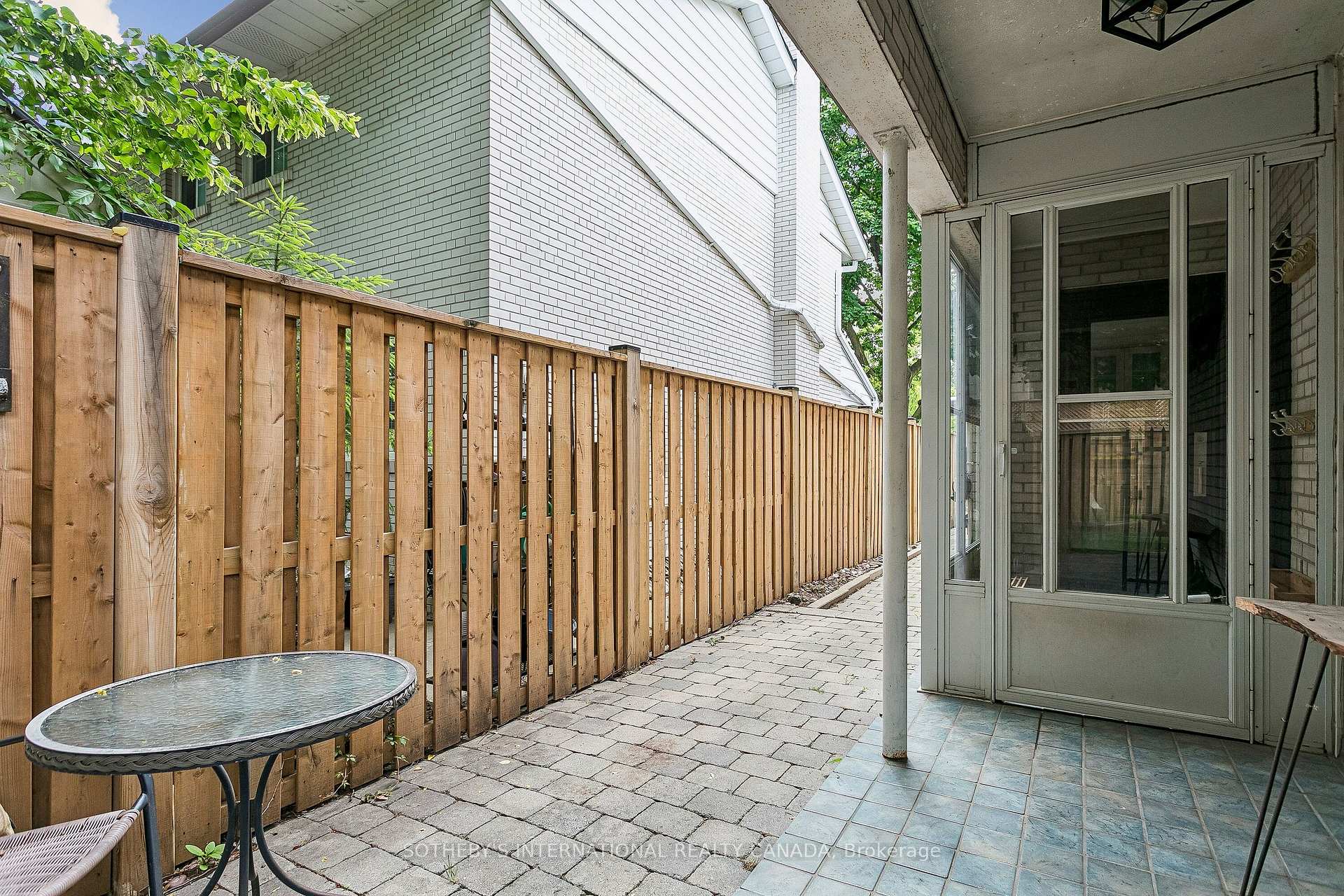 Photo 43 of 35 Shadwick Drive, Etobicoke, Willowridge-Martingrove-Richview — HOMEH