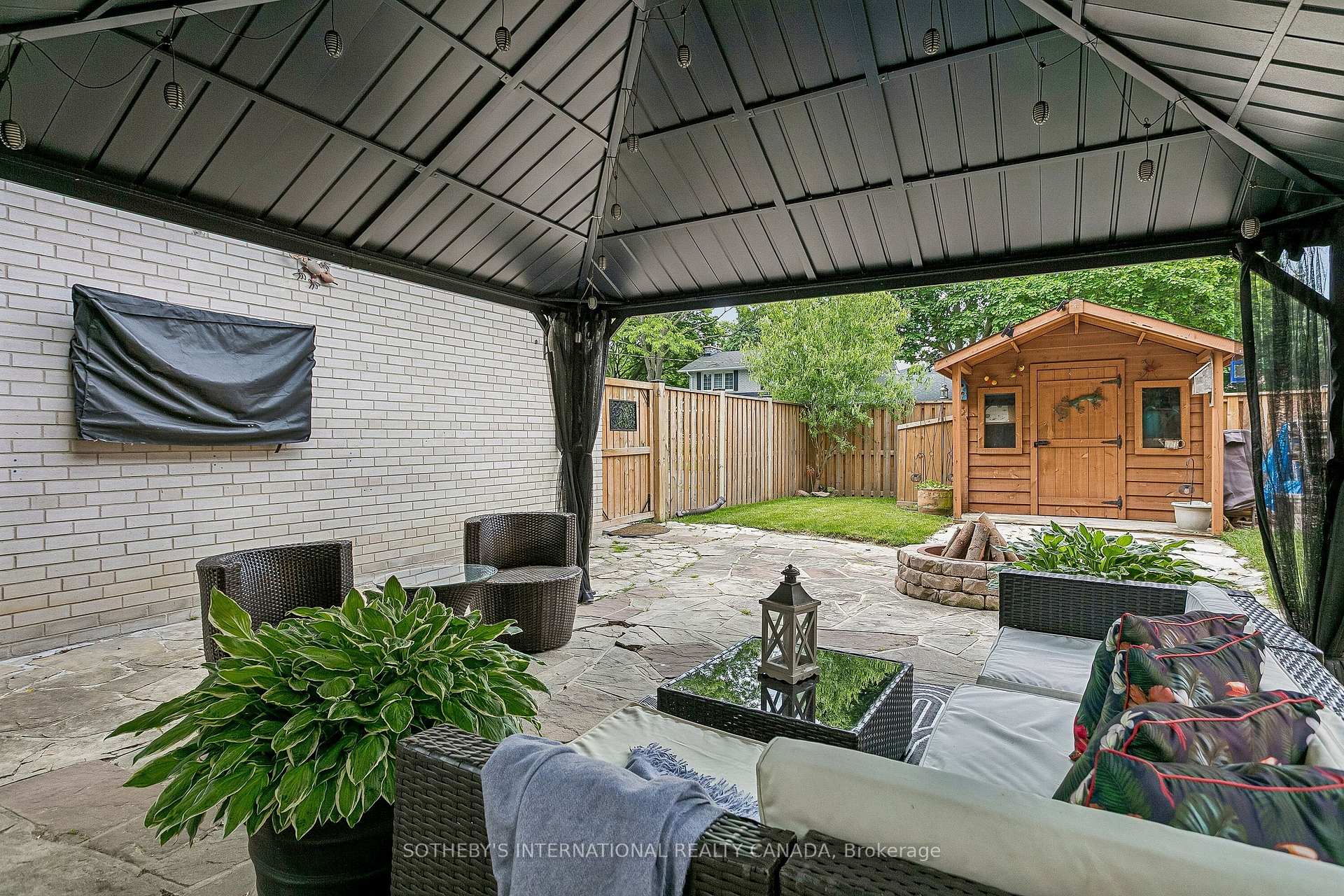 Photo 46 of 35 Shadwick Drive, Etobicoke, Willowridge-Martingrove-Richview — HOMEH