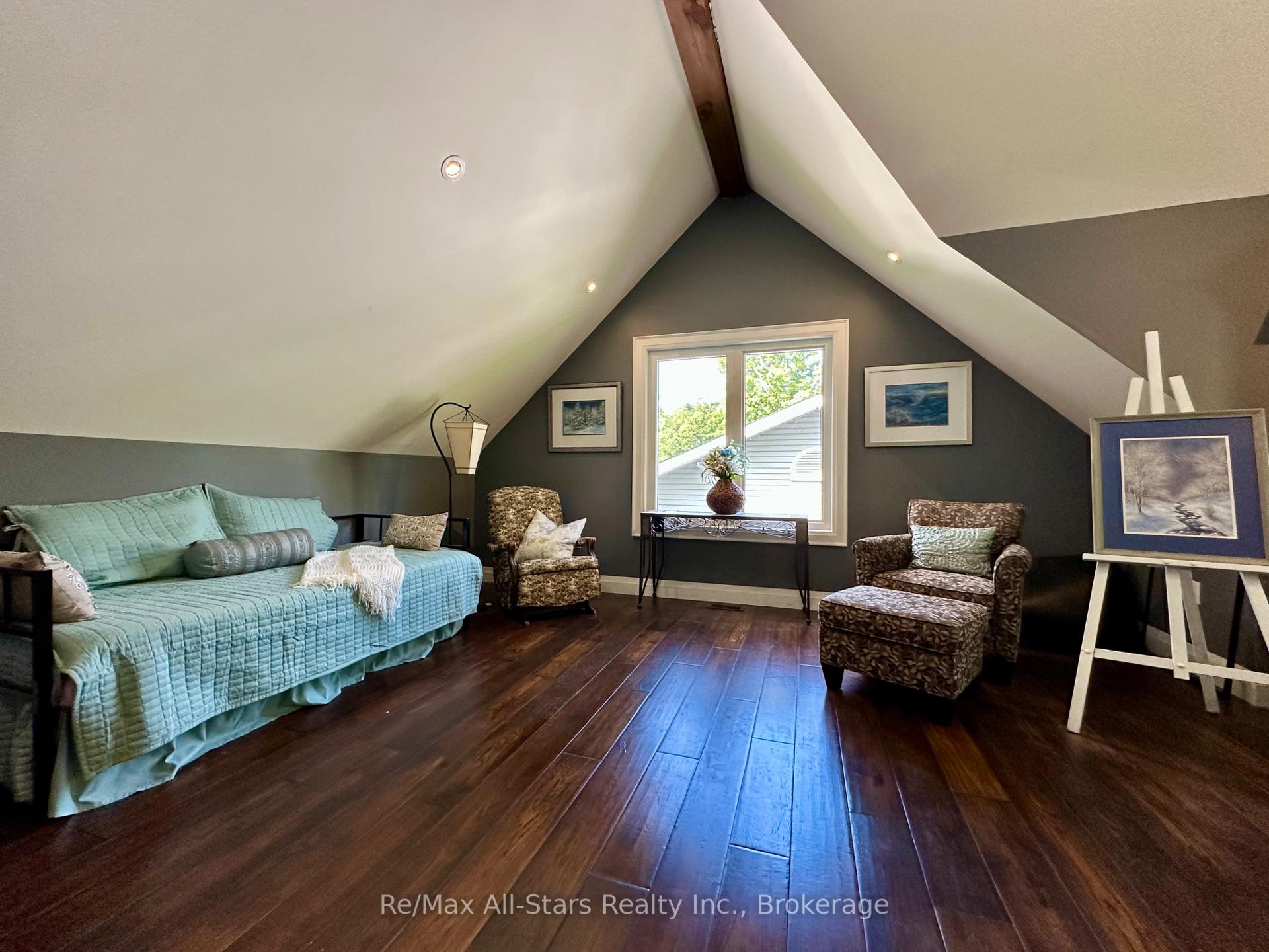 Photo 25 of 316 1/2 Riverside Drive, Kawartha Lakes, Bobcaygeon — HOMEH