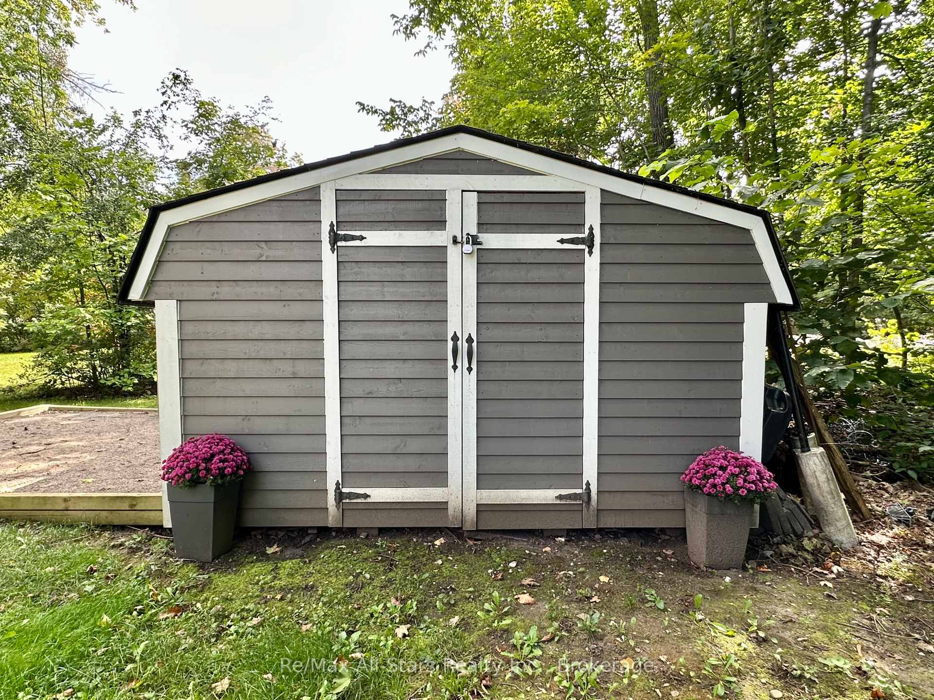 Photo 31 of 316 1/2 Riverside Drive, Kawartha Lakes, Bobcaygeon — HOMEH