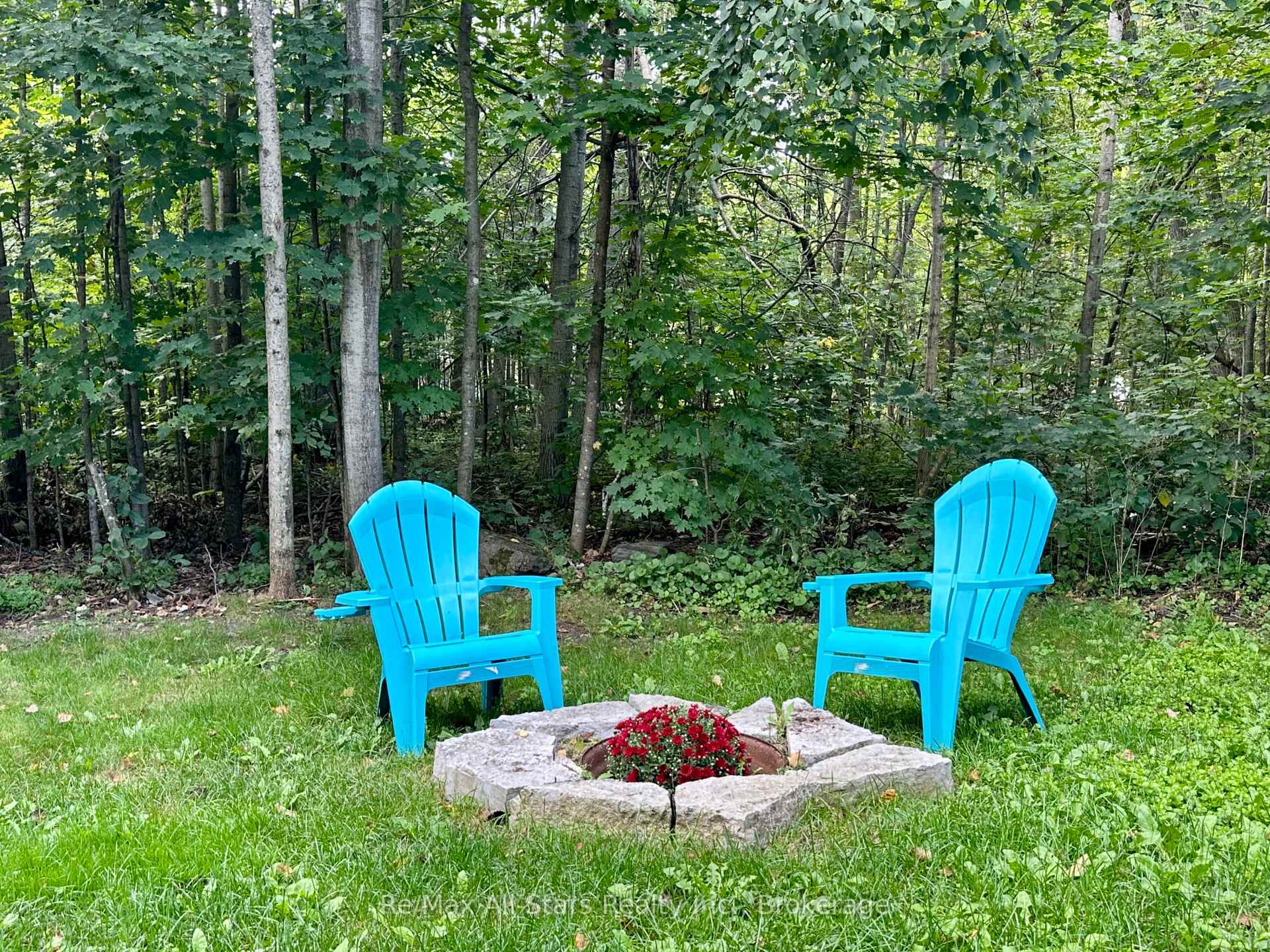 Photo 32 of 316 1/2 Riverside Drive, Kawartha Lakes, Bobcaygeon — HOMEH
