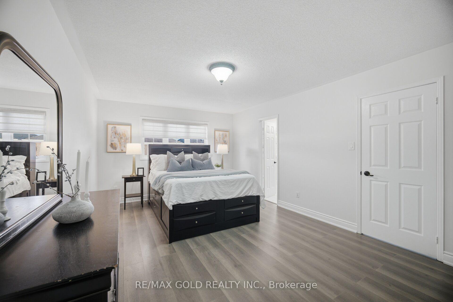 Photo 22 of 71 Leagate Street, Brampton, Fletcher's Meadow — HOMEH