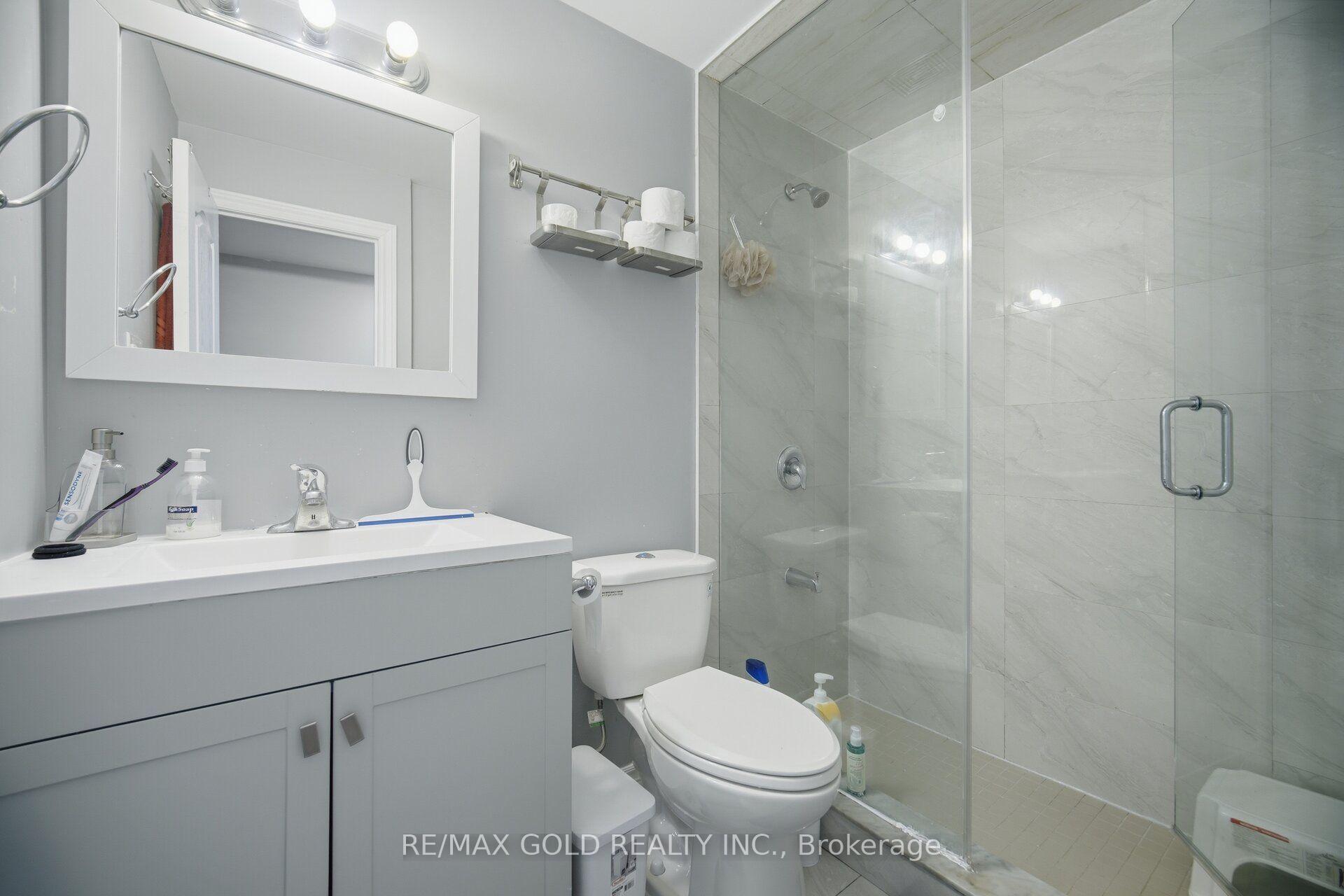Photo 38 of 71 Leagate Street, Brampton, Fletcher's Meadow — HOMEH