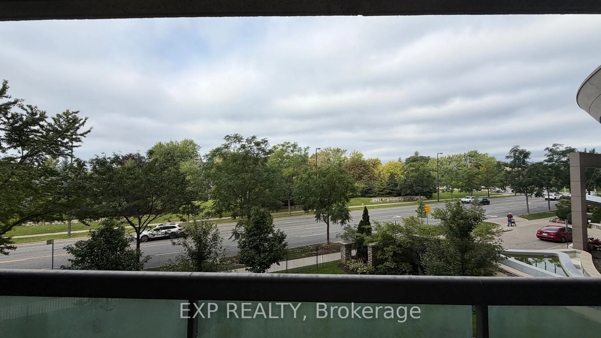 Photo 4 of Unit 218, 503 Beecroft Road, North York, Willowdale West — HOMEH