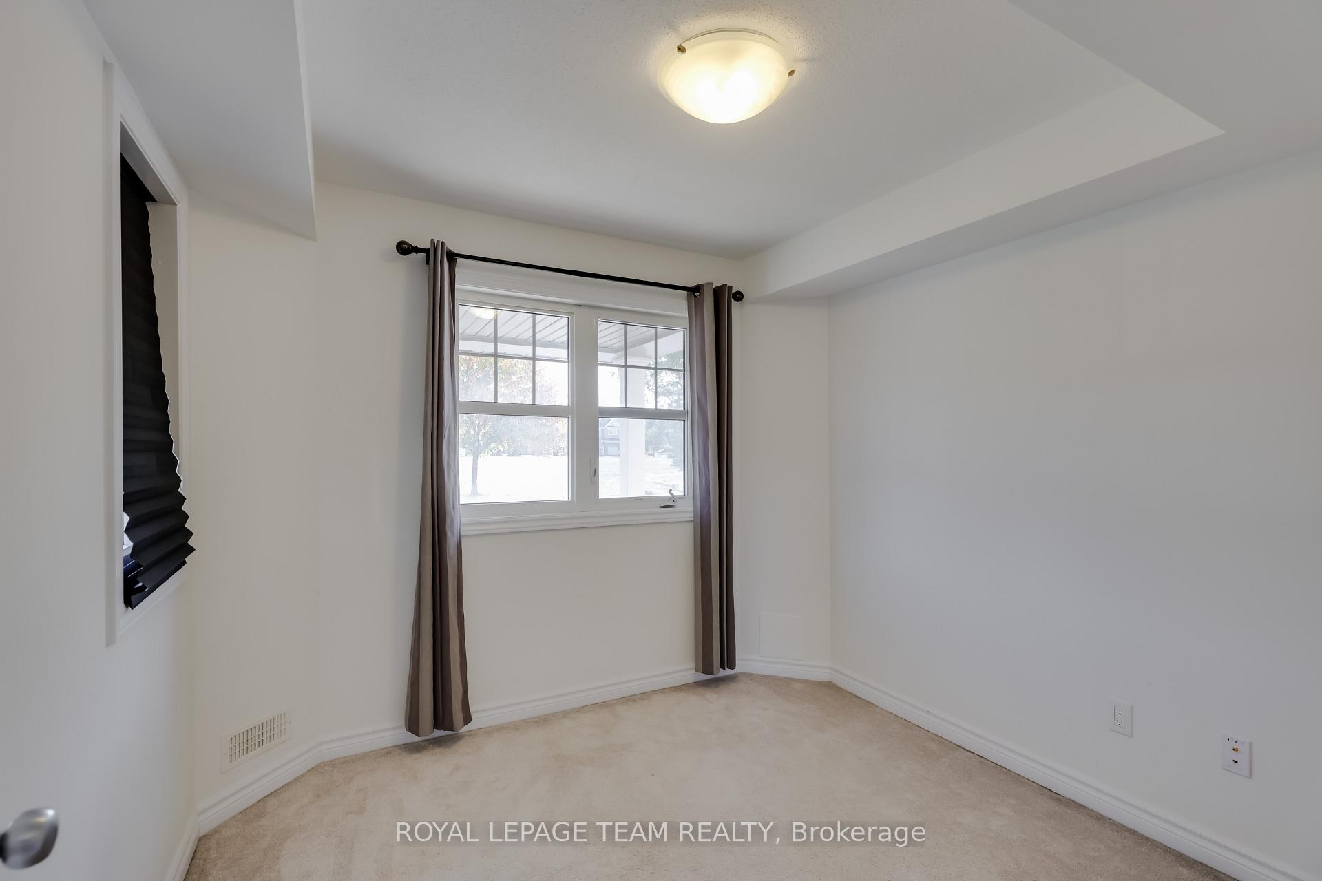 Photo 11 of 254 Halyard Way, Ottawa, Kanata - Kanata Lakes/Heritage Hills — HOMEH