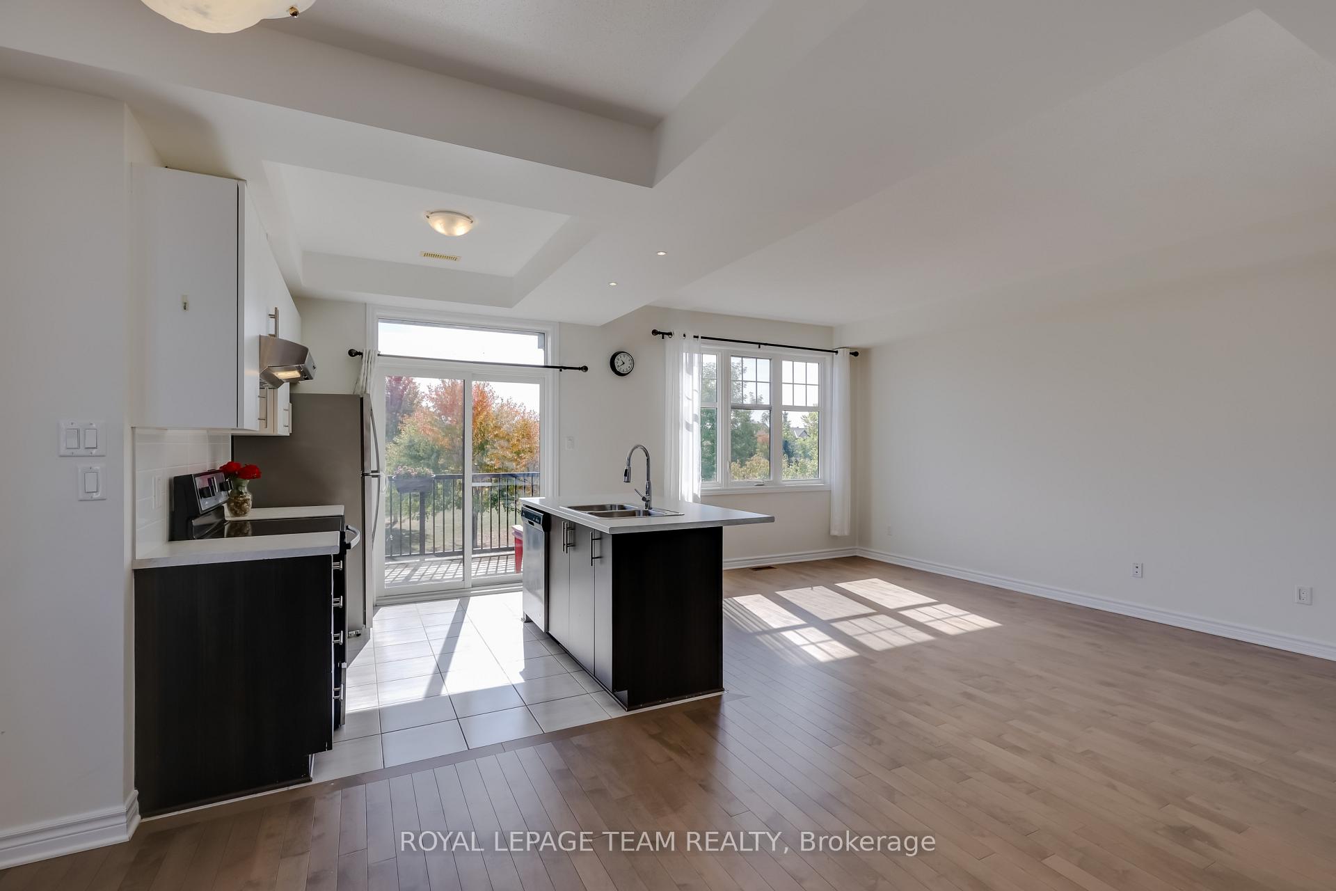 Photo 18 of 254 Halyard Way, Ottawa, Kanata - Kanata Lakes/Heritage Hills — HOMEH