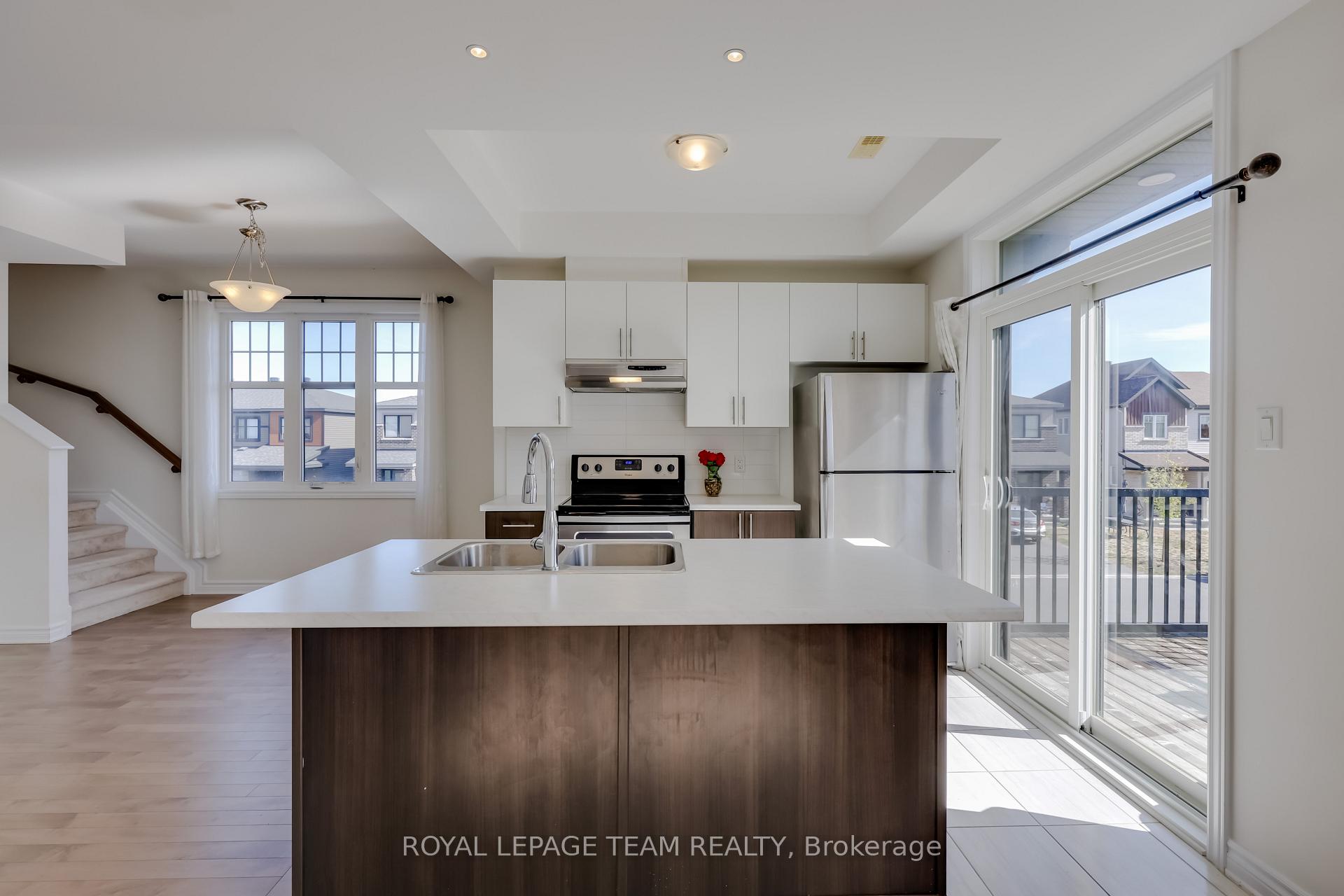 Photo 24 of 254 Halyard Way, Ottawa, Kanata - Kanata Lakes/Heritage Hills — HOMEH