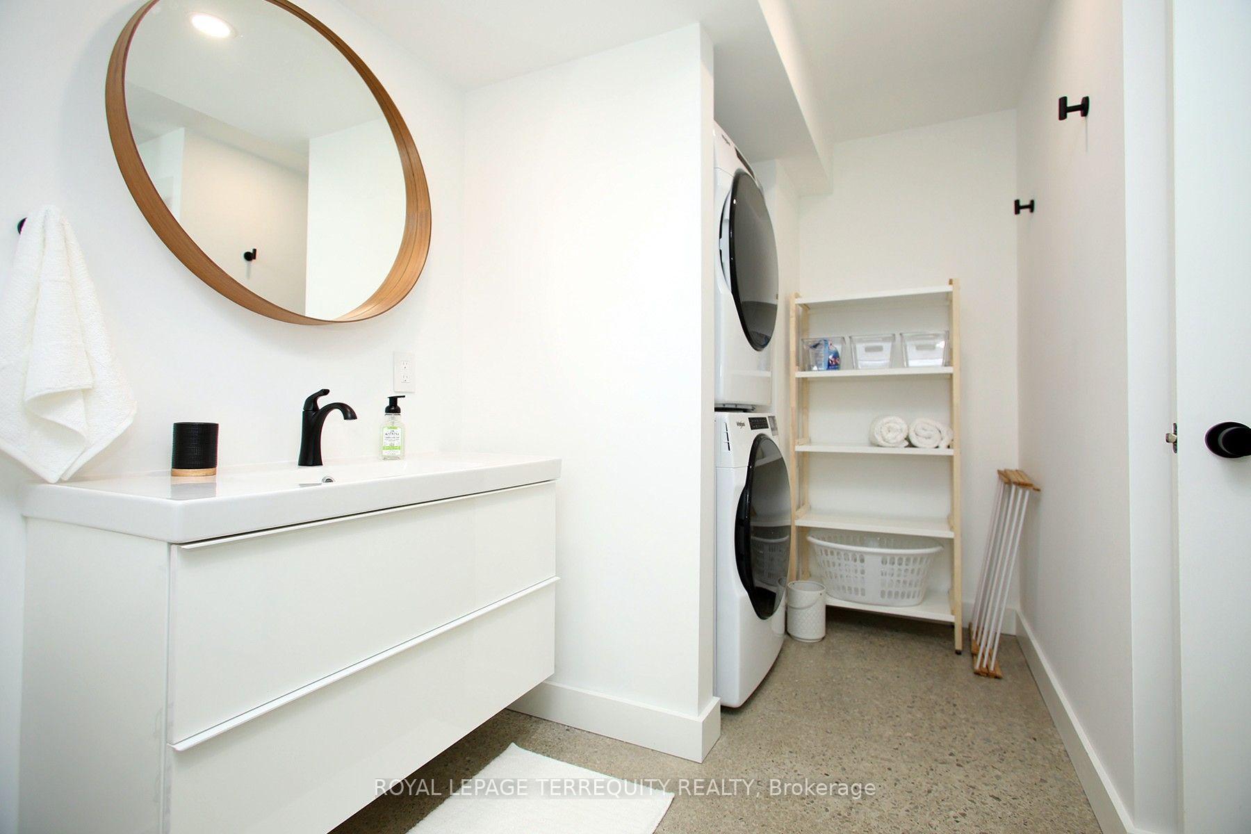 Photo 11 of Unit Bsmt, 354 Main Street, Toronto, Woodbine-Lumsden — HOMEH