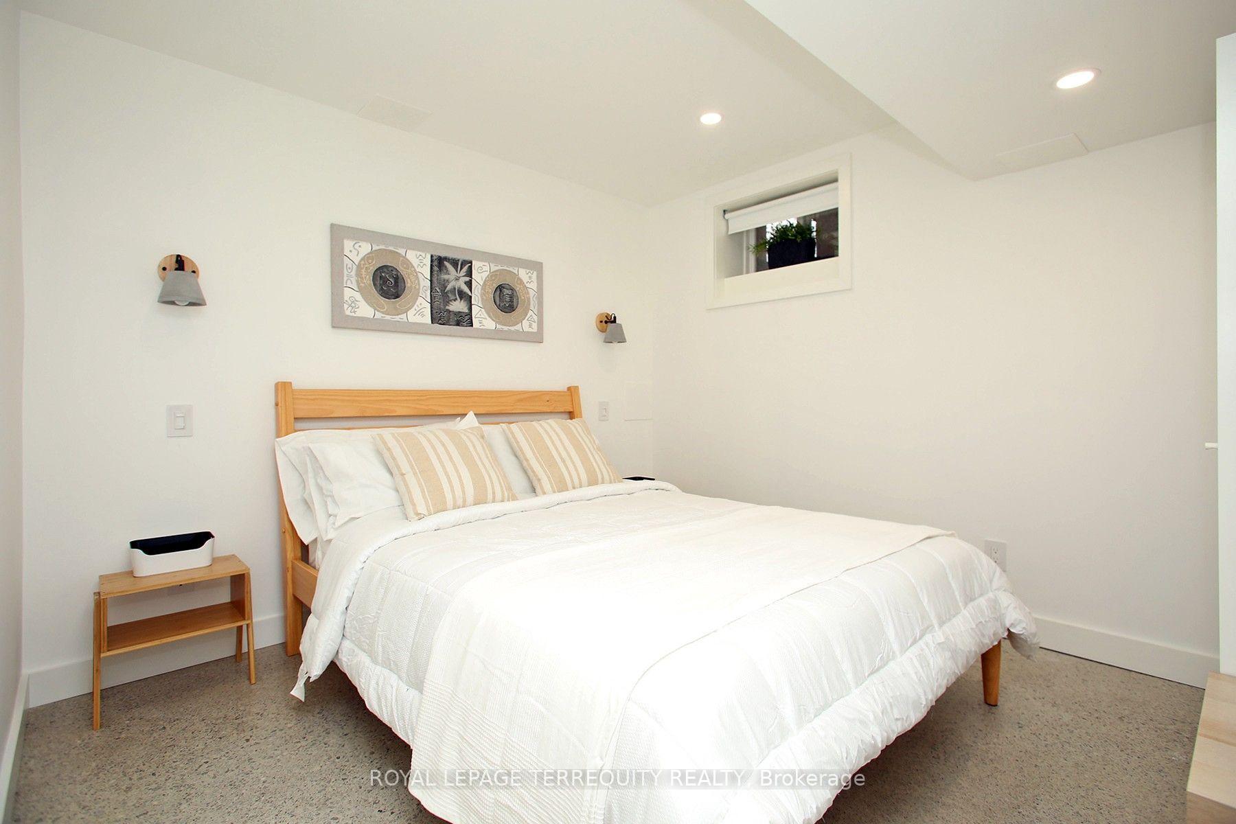 Photo 16 of Unit Bsmt, 354 Main Street, Toronto, Woodbine-Lumsden — HOMEH