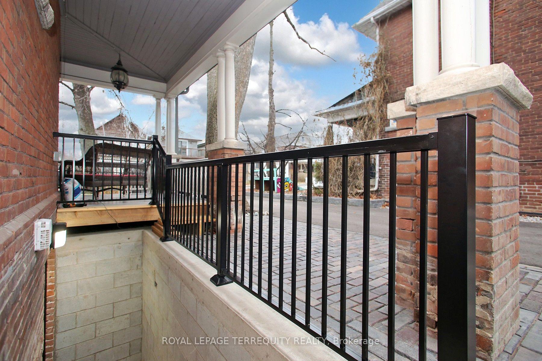Photo 19 of Unit Bsmt, 354 Main Street, Toronto, Woodbine-Lumsden — HOMEH