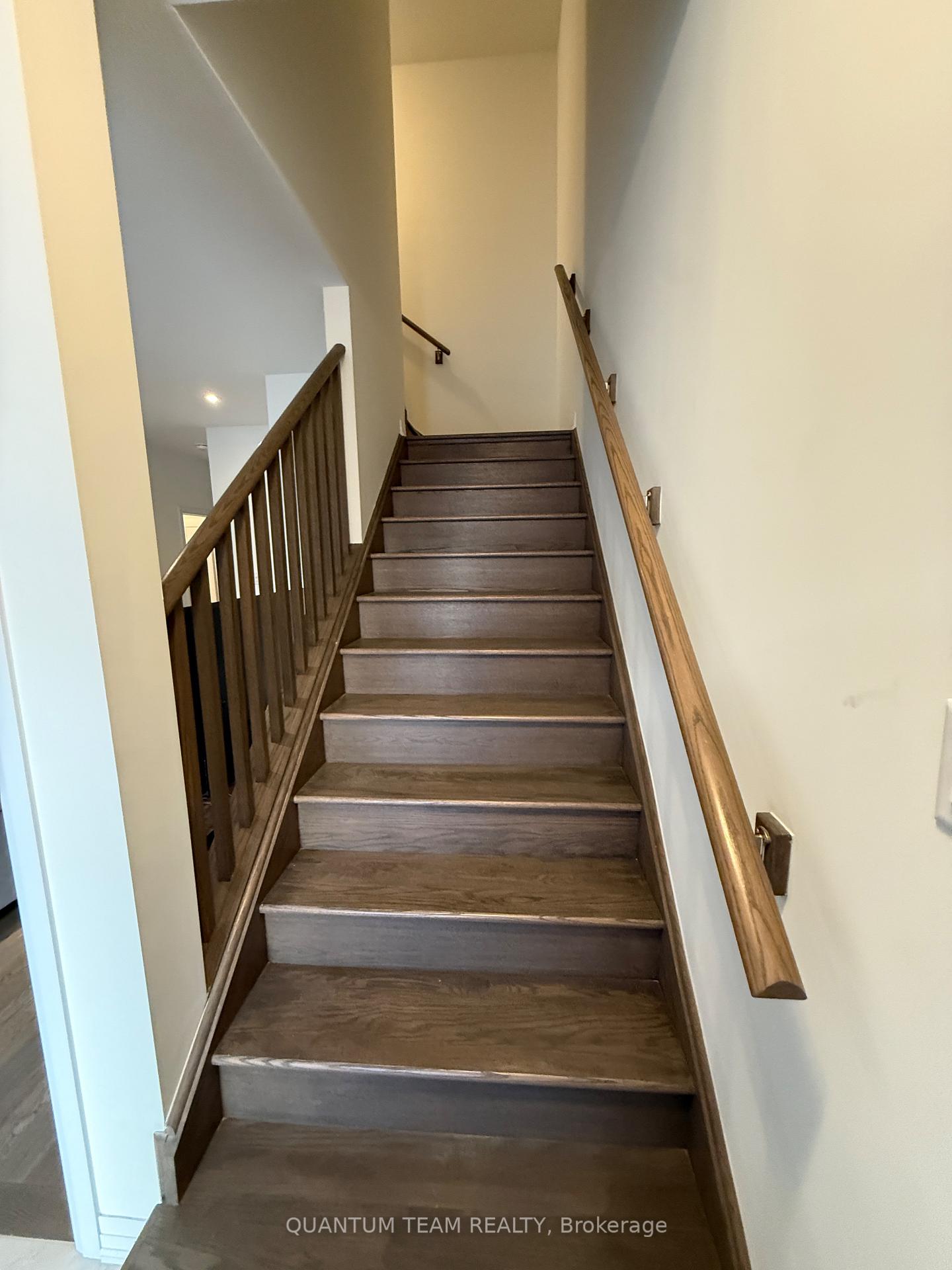 Photo 7 of 176 Westbridge Avenue, Welland, Dain City — HOMEH
