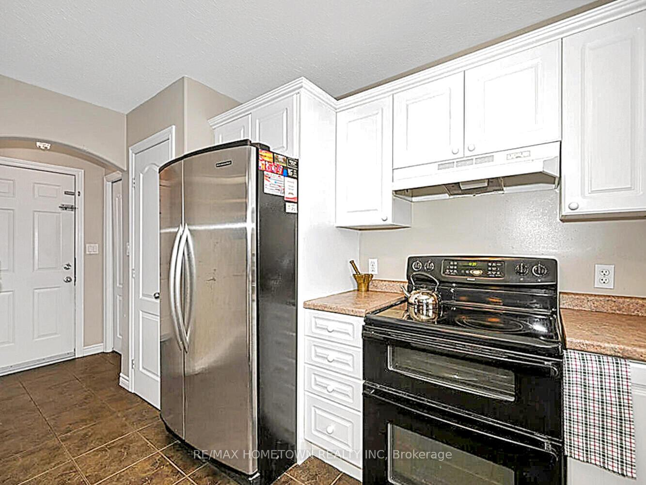 Photo 8 of 16 Regency Place, Brockville, Brockville — HOMEH