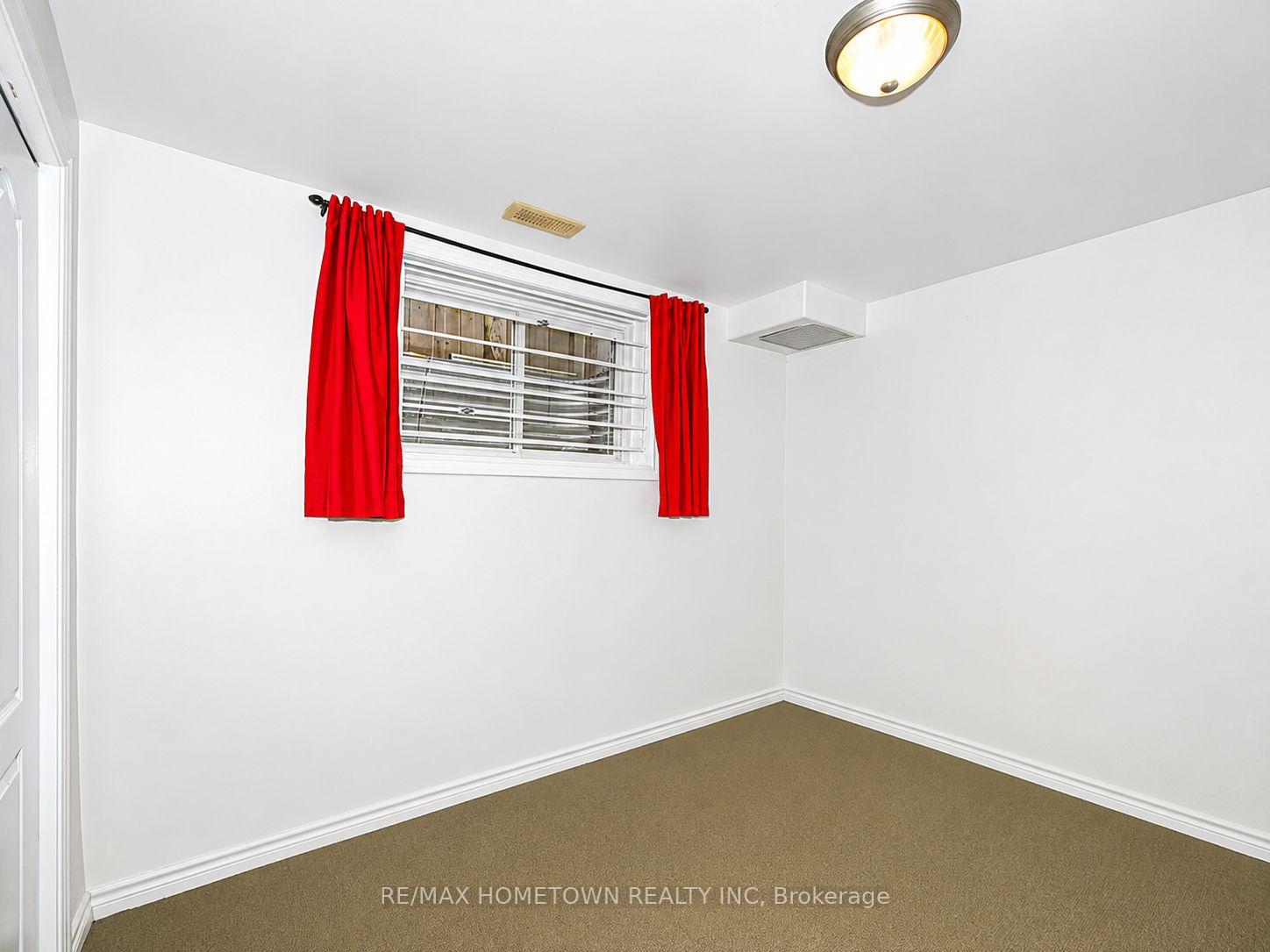 Photo 25 of 16 Regency Place, Brockville, Brockville — HOMEH