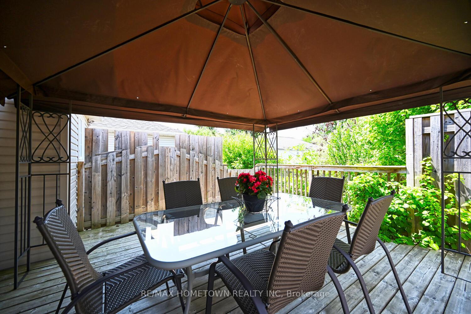 Photo 36 of 16 Regency Place, Brockville, Brockville — HOMEH