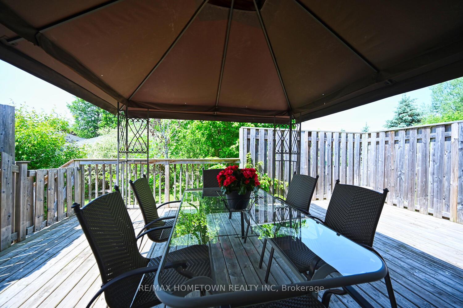 Photo 37 of 16 Regency Place, Brockville, Brockville — HOMEH